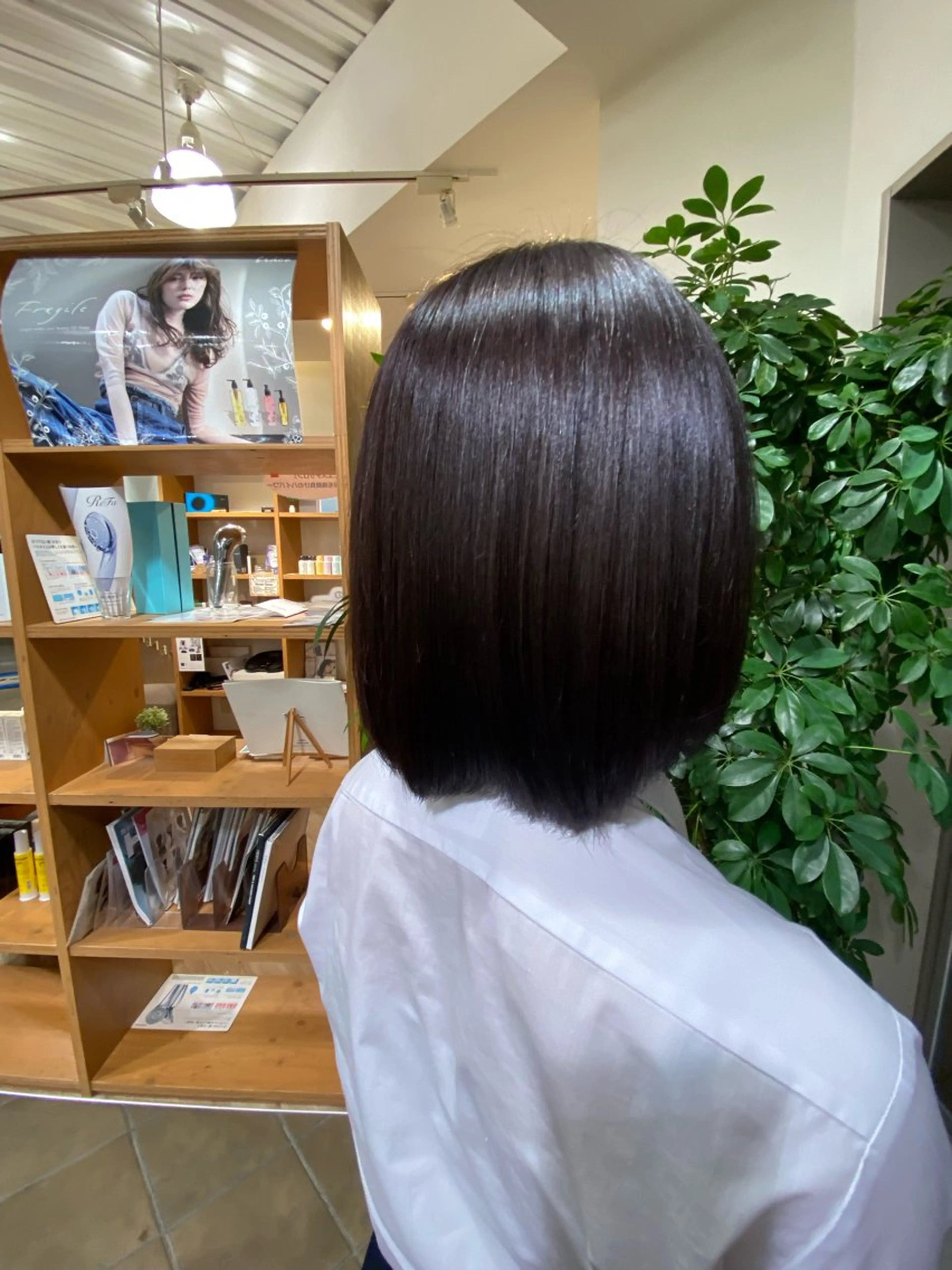 カラー みやもと みくのヘアスタイル
