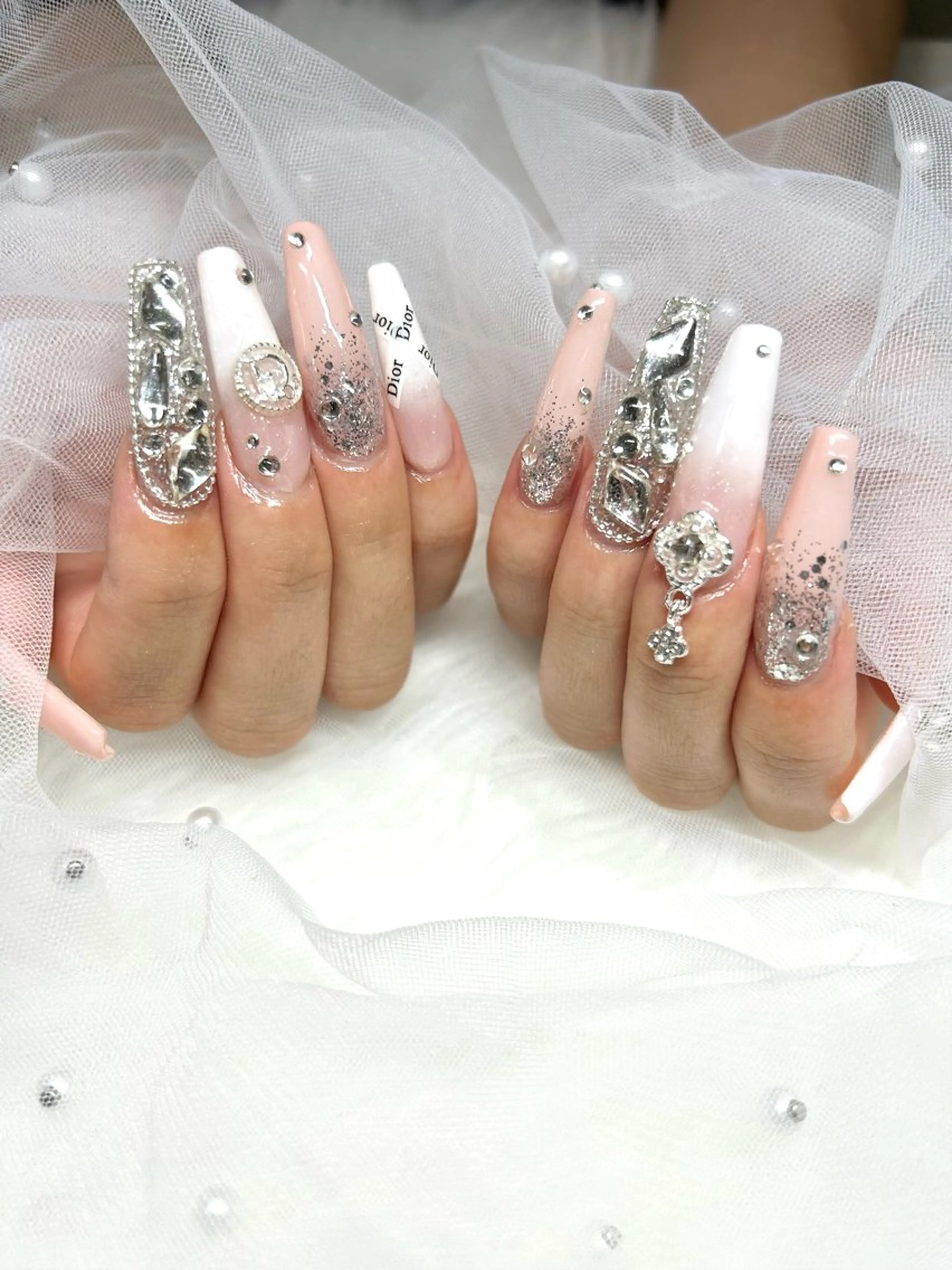 ネイル 【Laule‘a 】のネイルデザイン