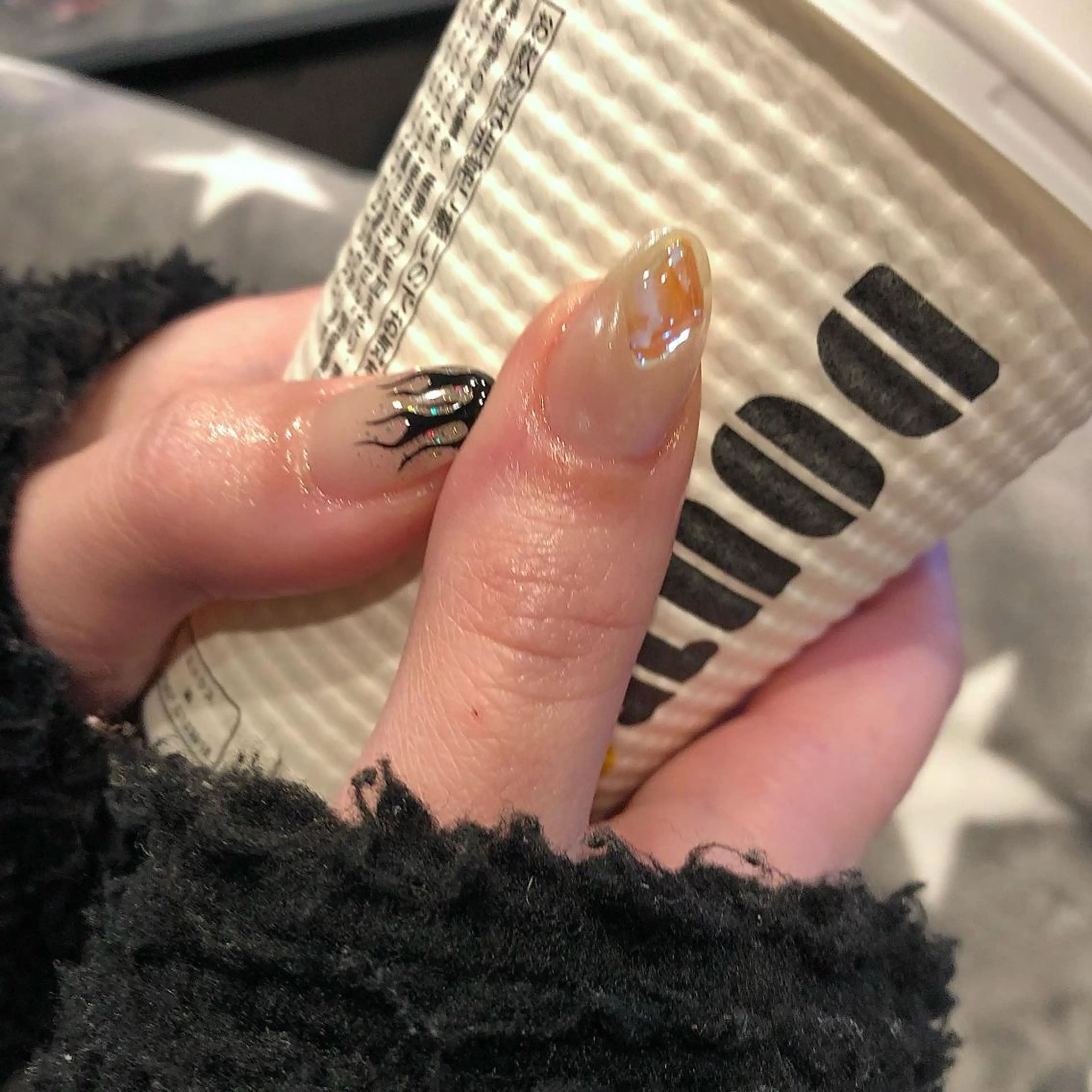 ネイル ハンドネイル ☽ ☾のネイルデザイン