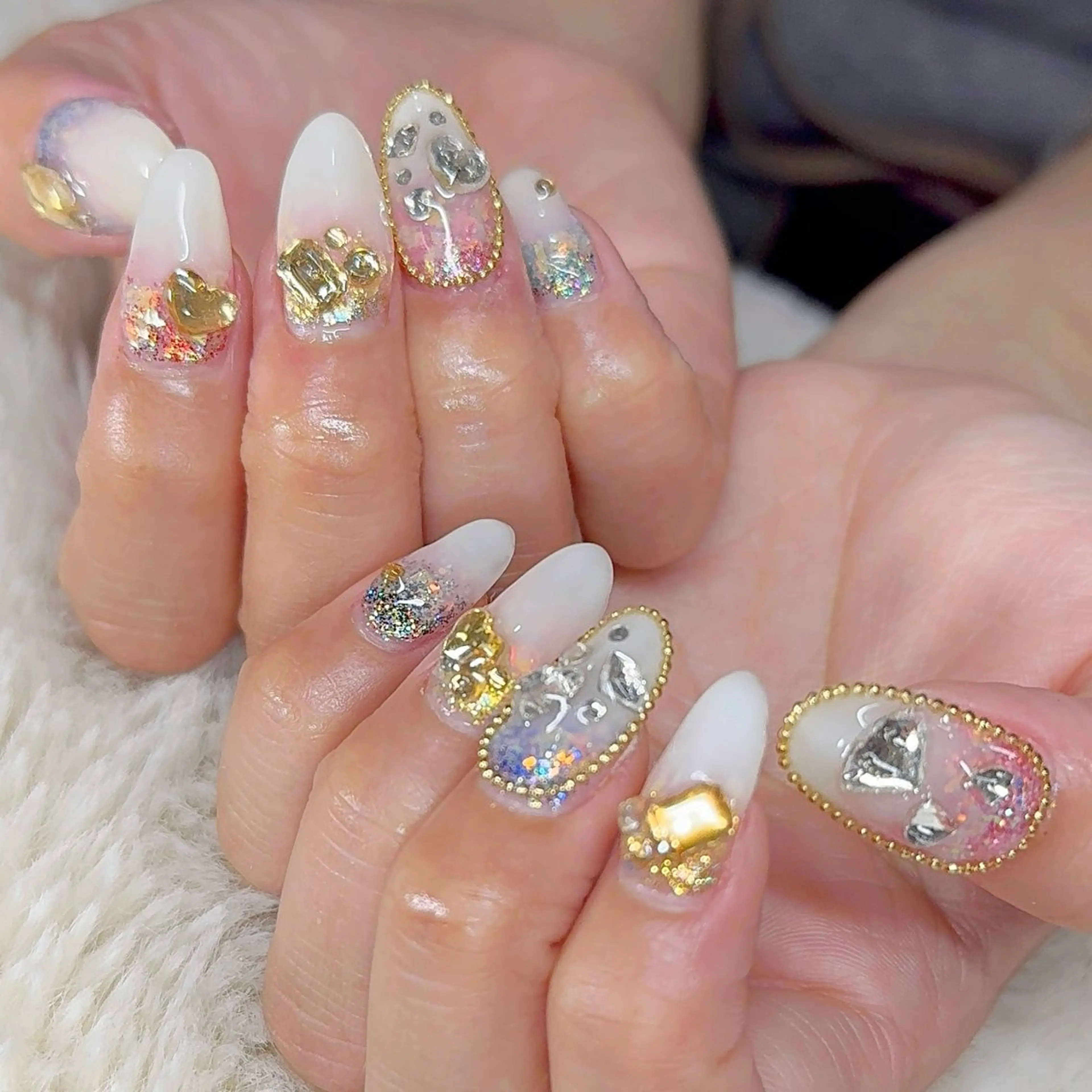 ネイル glossnail MIKIのネイルデザイン