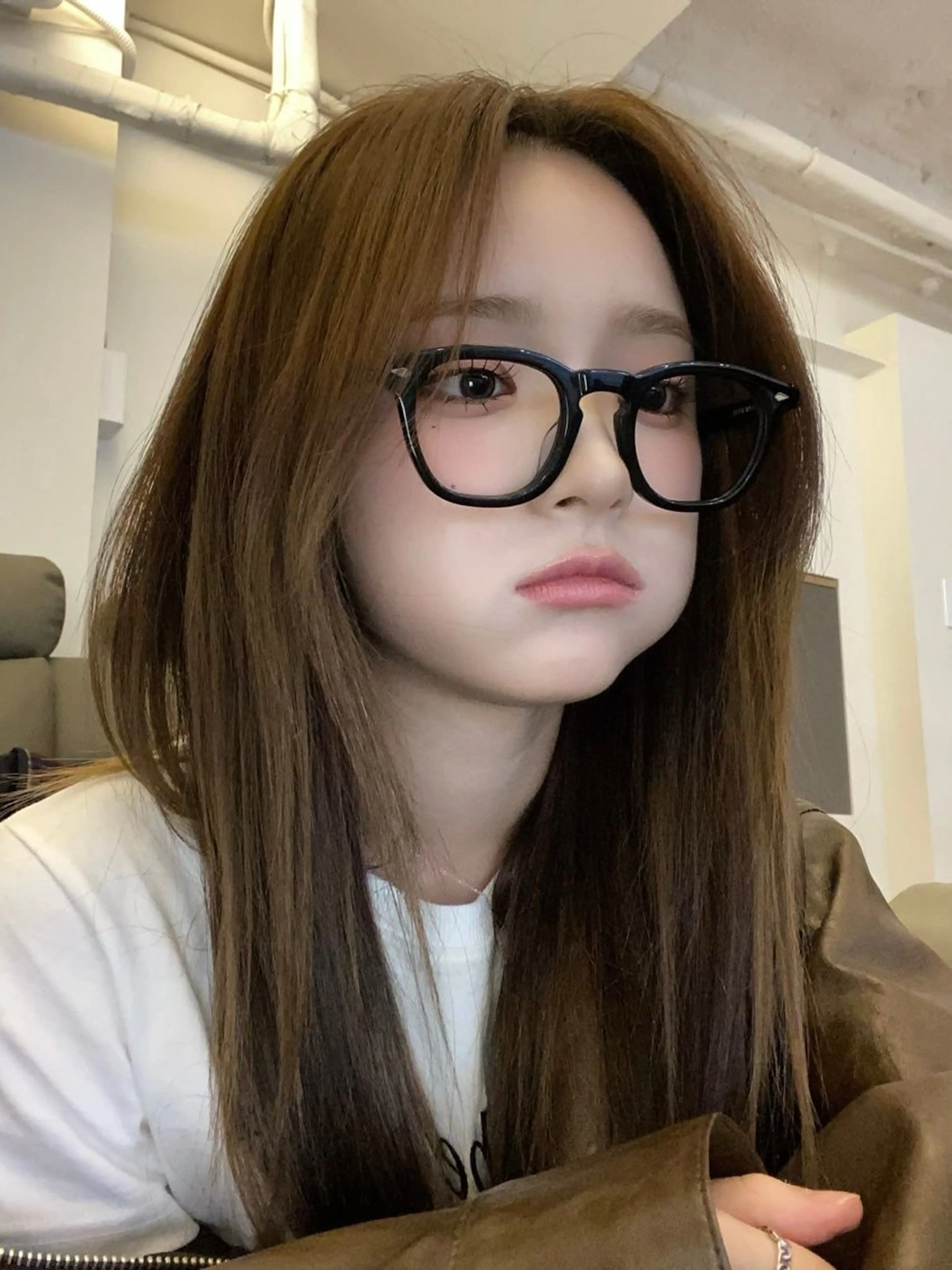 セミロング カラー カット ヘアカラー トリートメント 莉乃/縮毛矯正/髪質 改善/艶カラーのヘアスタイル