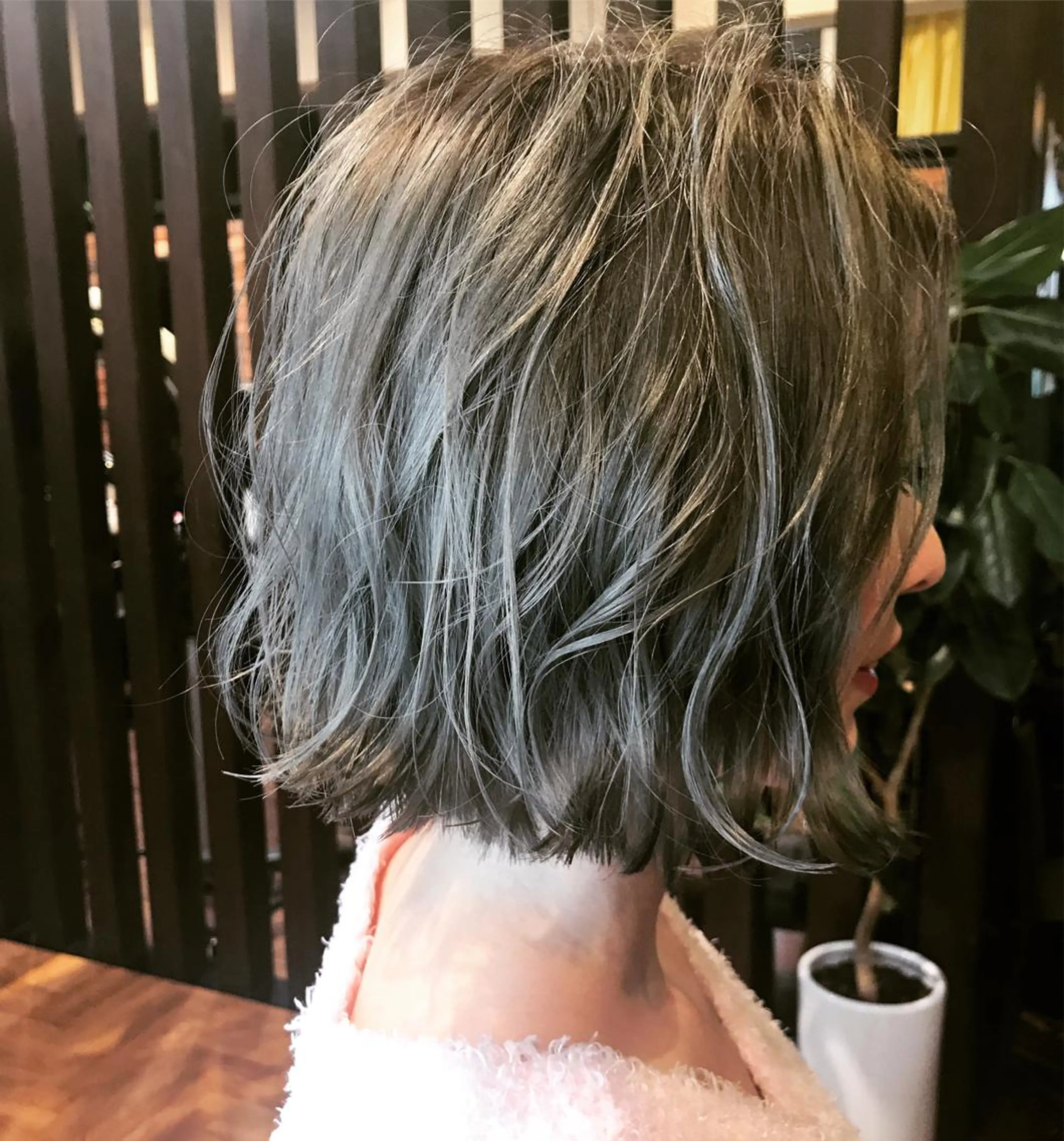 ミディアム カラー パーマ ヘアアレンジ ネイル マツエク・マツパ 切りっぱなしボブ ミディアムパーマ アディクシーカラー アッシュ バレイヤージュ uno pulir所属・トップスタイリスト 永尾拓也のその他イメージ