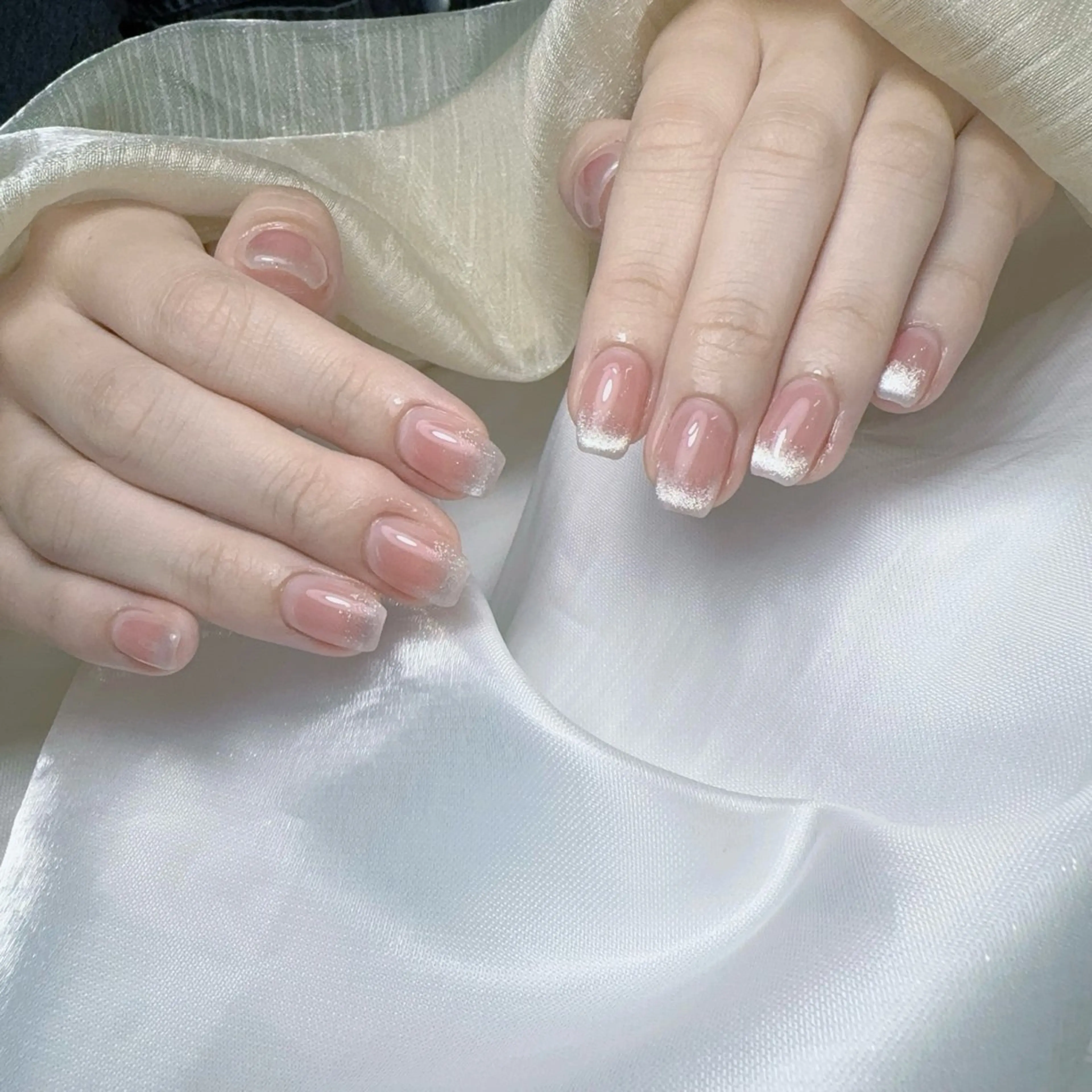ネイル 長さ出し フレンチネイル ジェルネイル ガラスフレンチ 韓国ネイル ハンドネイル ハンドケア For U nail スカルプ専門店のネイルデザイン
