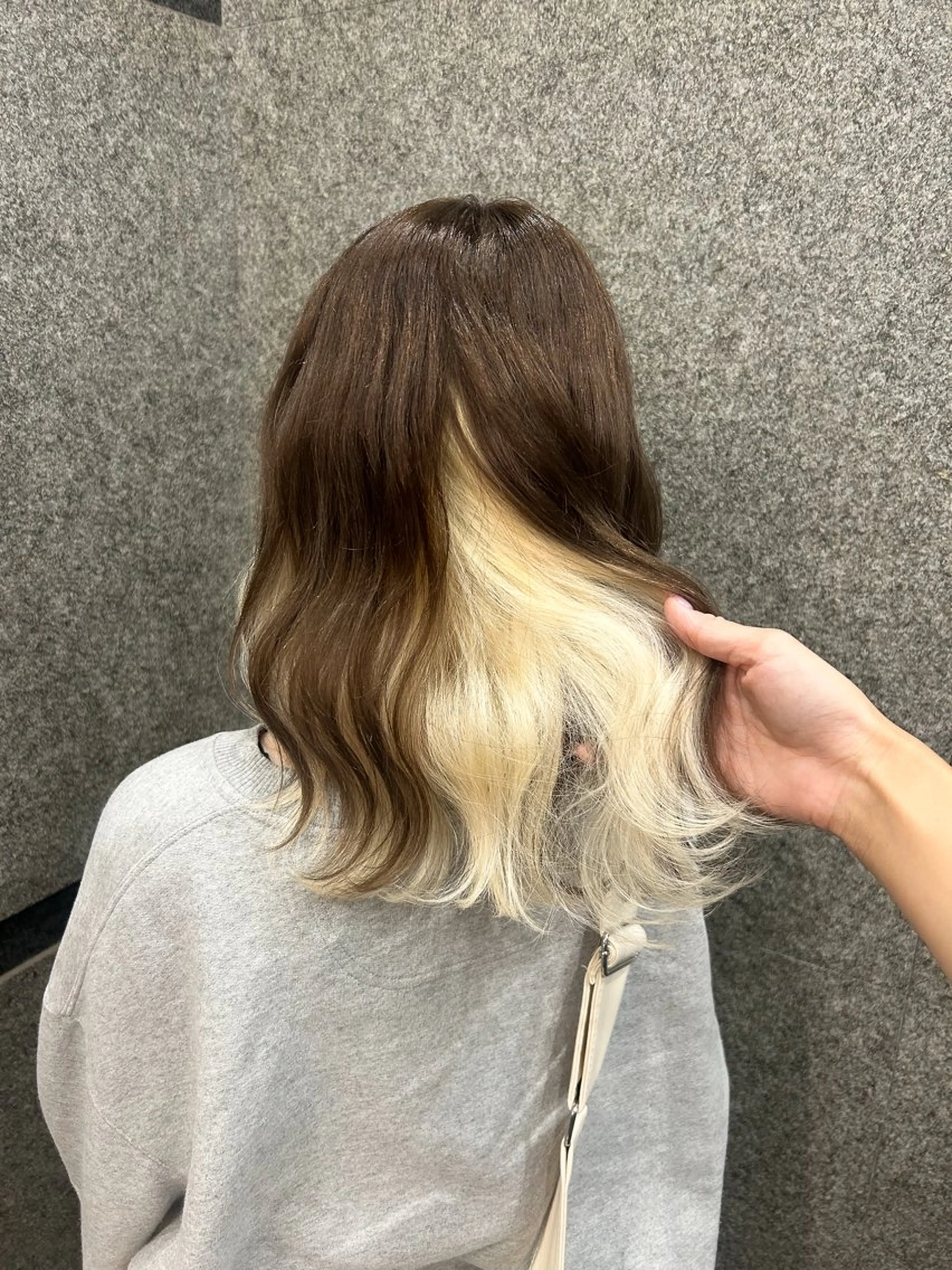ミディアム カラー ハイトーンカラー ⭐️NAZUNAのヘアスタイル