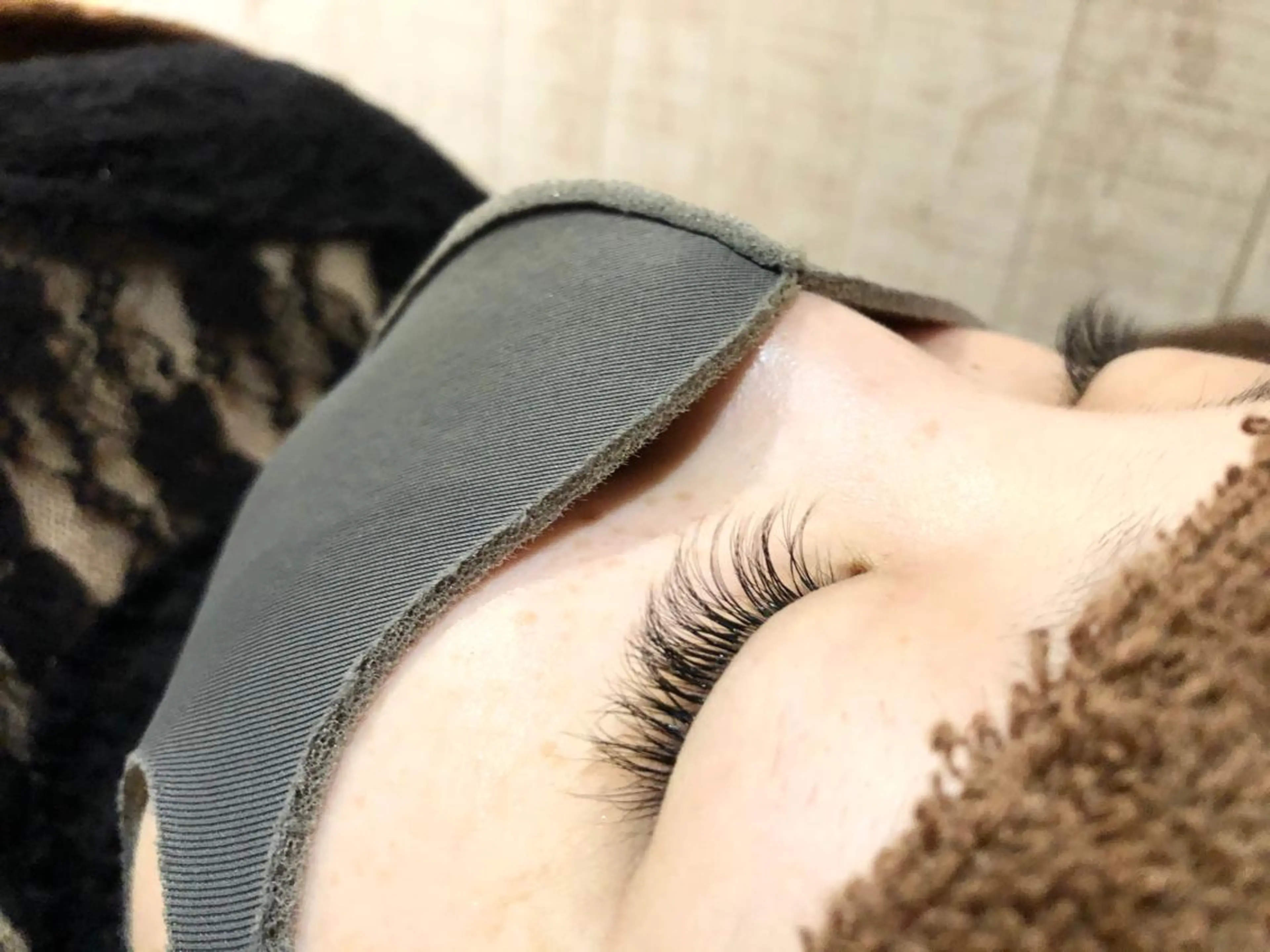 マツエク・マツパ 京都レイヤーカット/ 縮毛矯正/羽柴りくのヘアスタイル