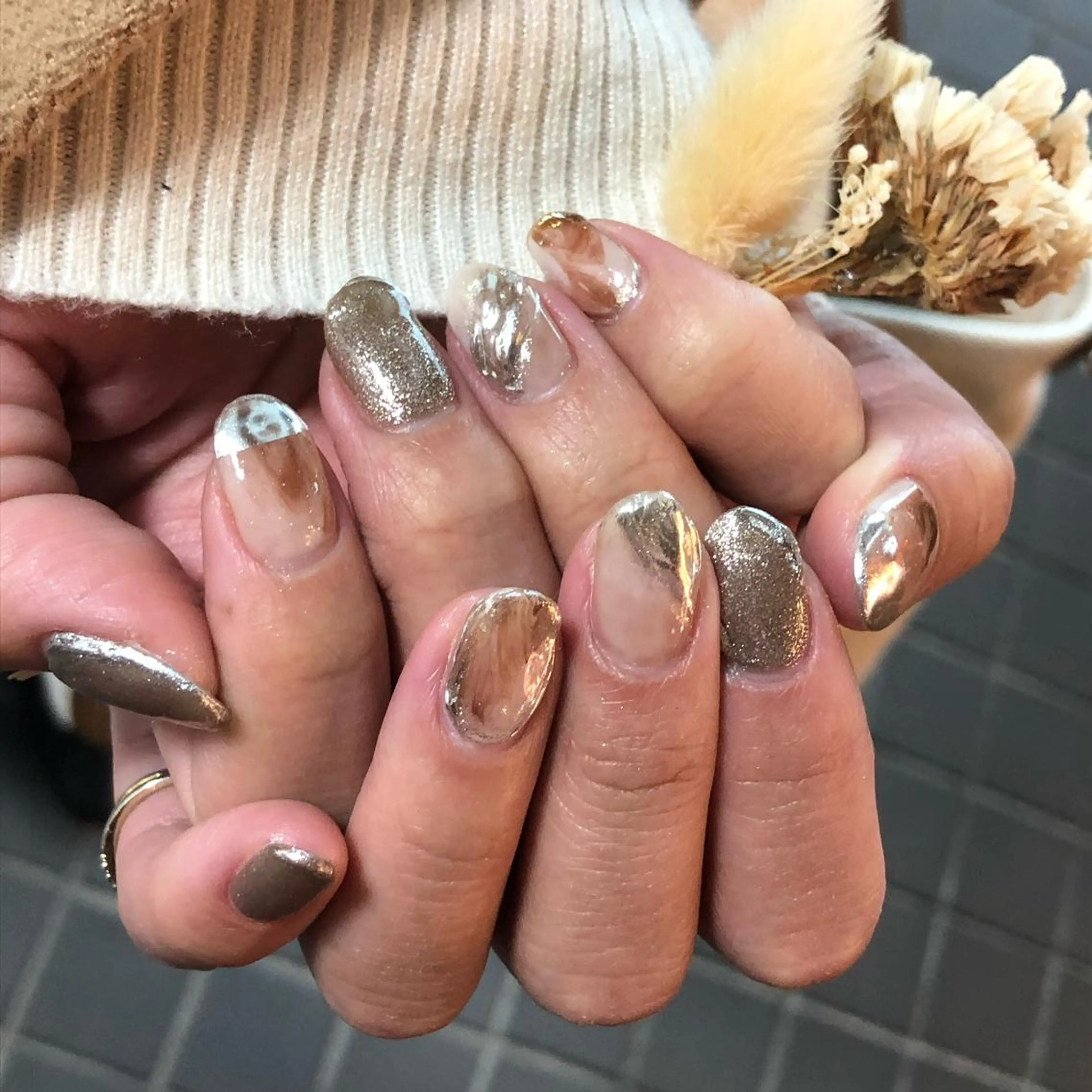 ネイル ニュアンスネイル 中牟田 彩水のネイルデザイン