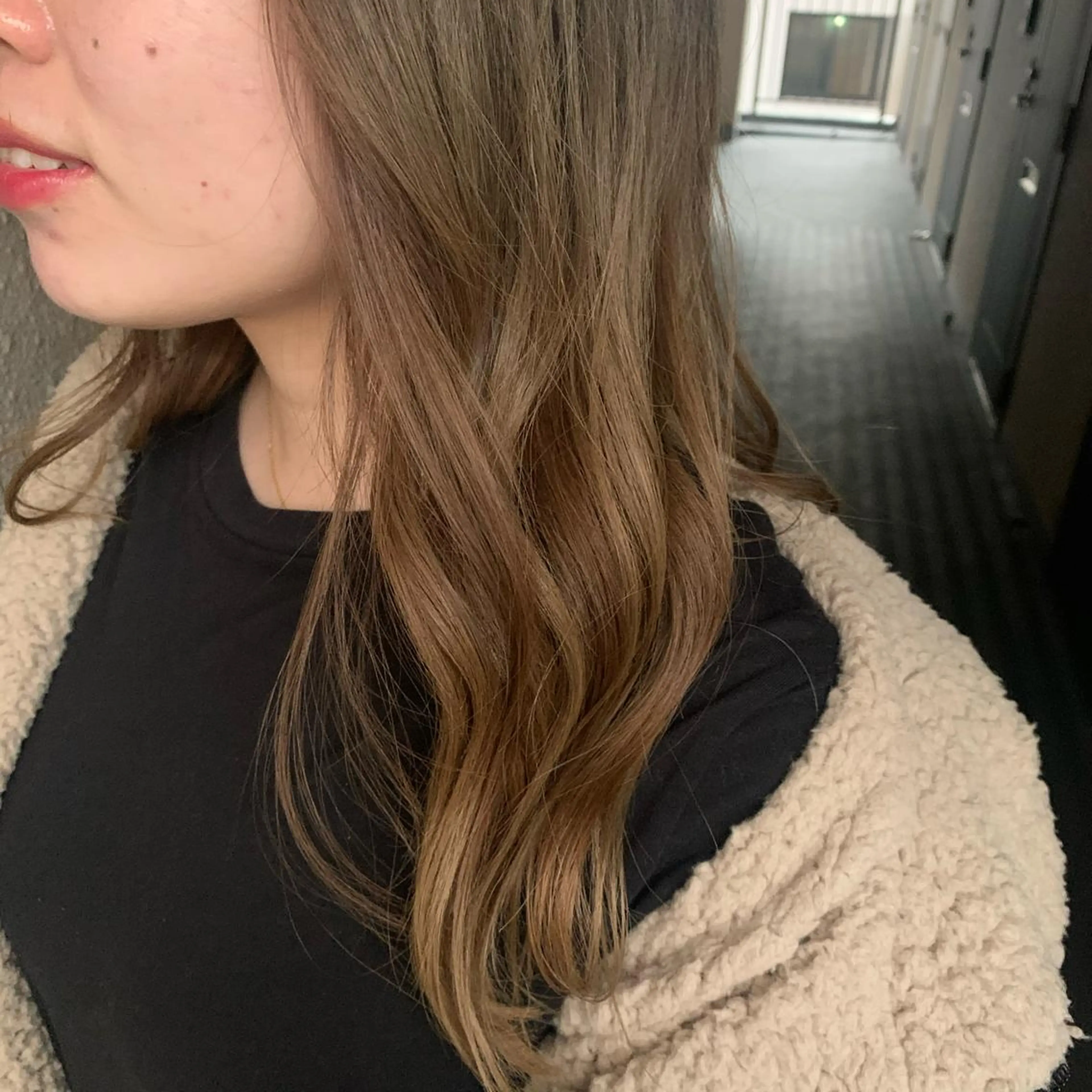 セミロング 伸ばしかけ カット chouette/ 根本優希のヘアスタイル