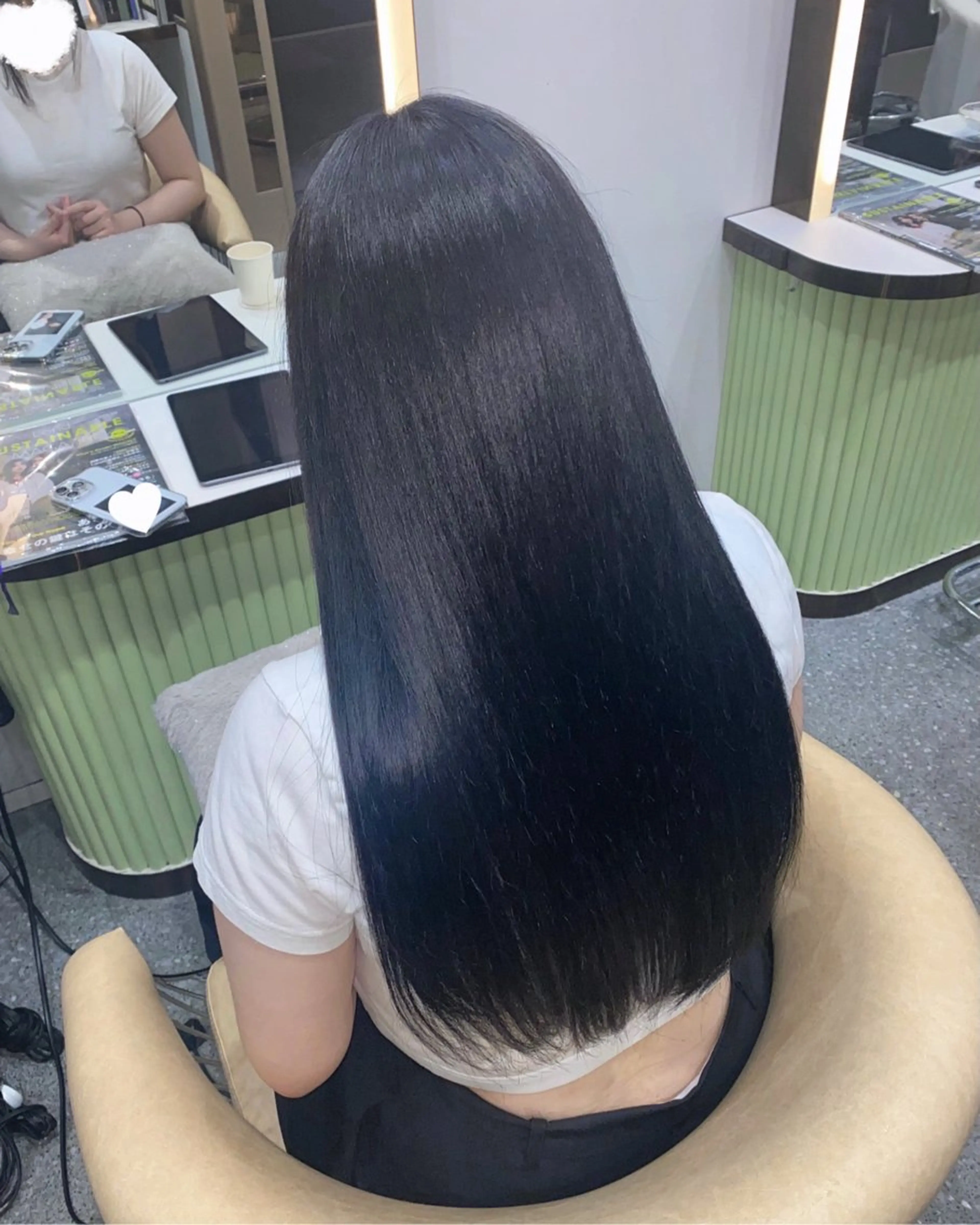 🌟本日限定価格🌟【ブルーブラック】➕【高保湿トリートメント】の写真