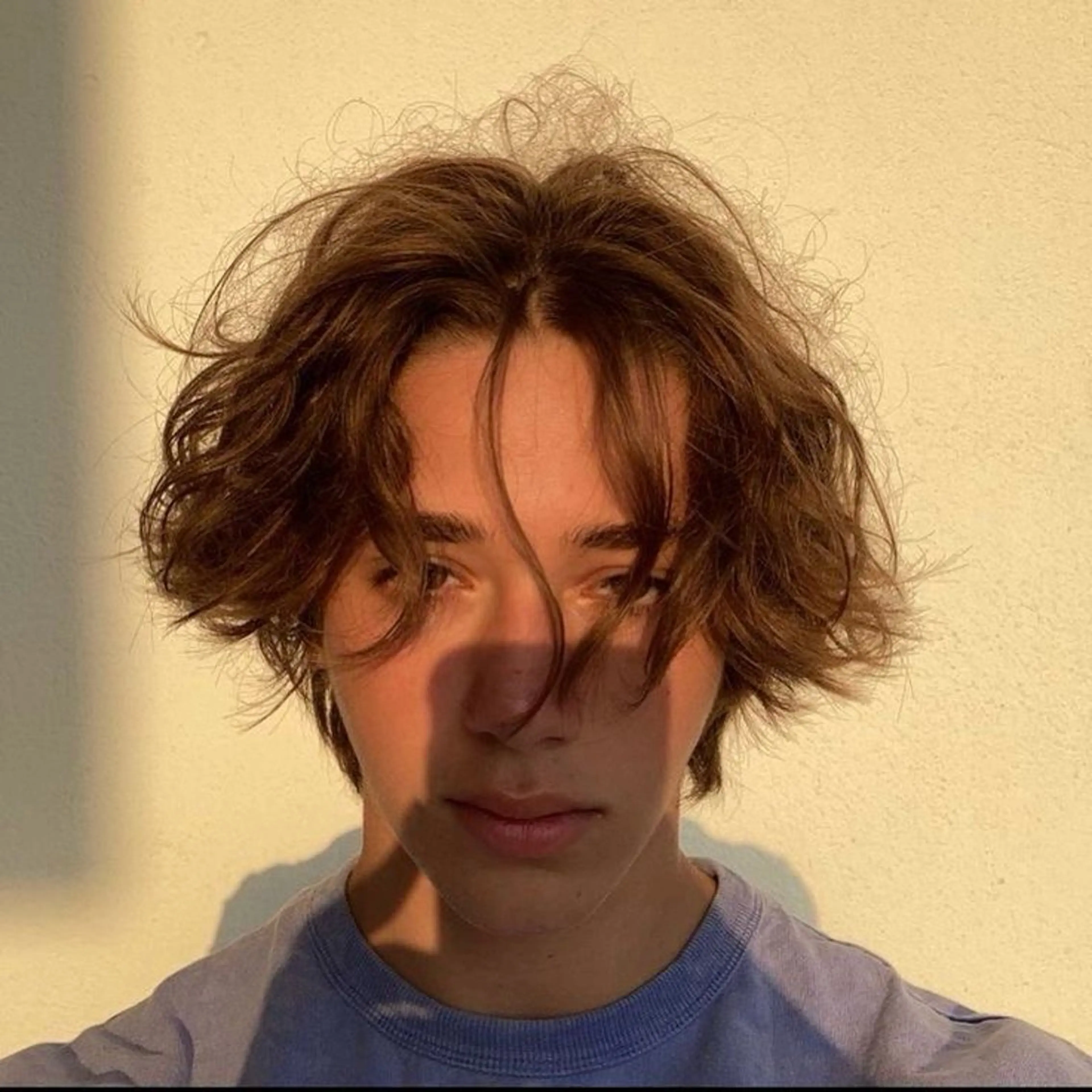 ショート パーマ メンズ 吉田一輝 外国人パーマのヘアスタイル