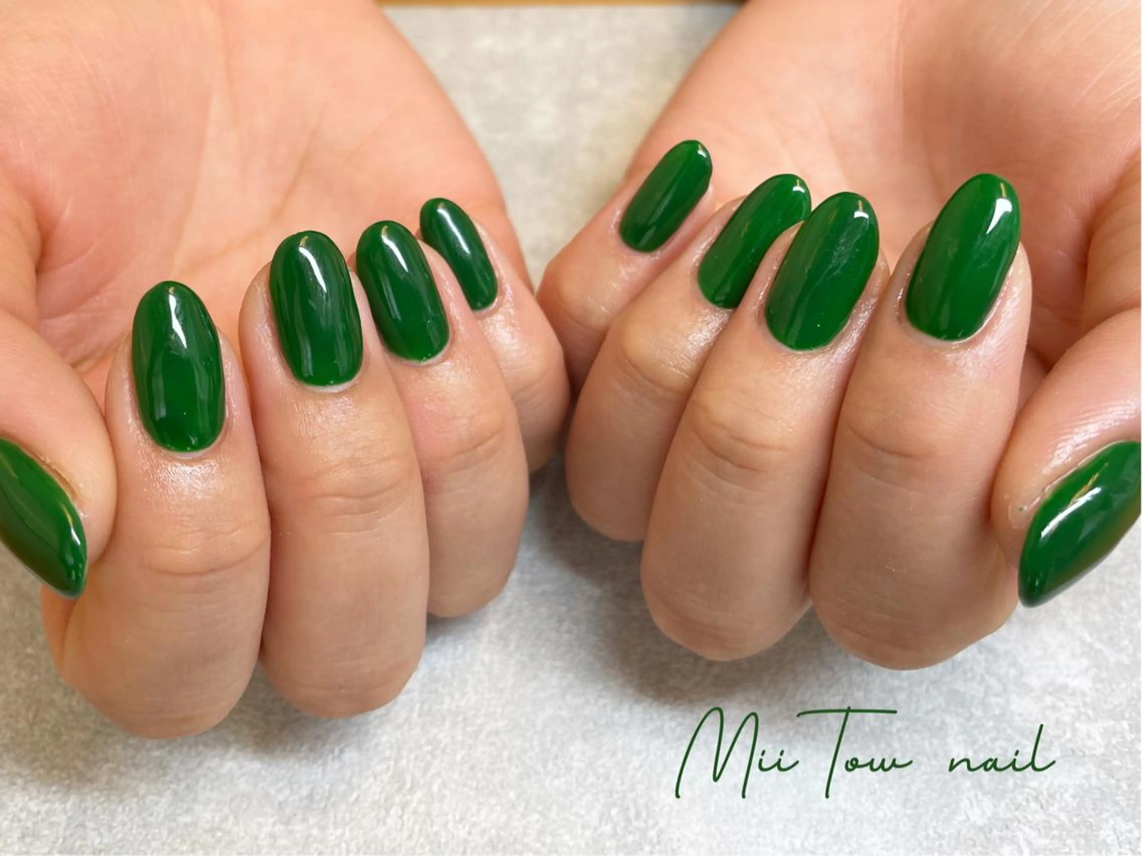 ネイル グリーン ワンカラーネイル MiiTow nailのネイルデザイン