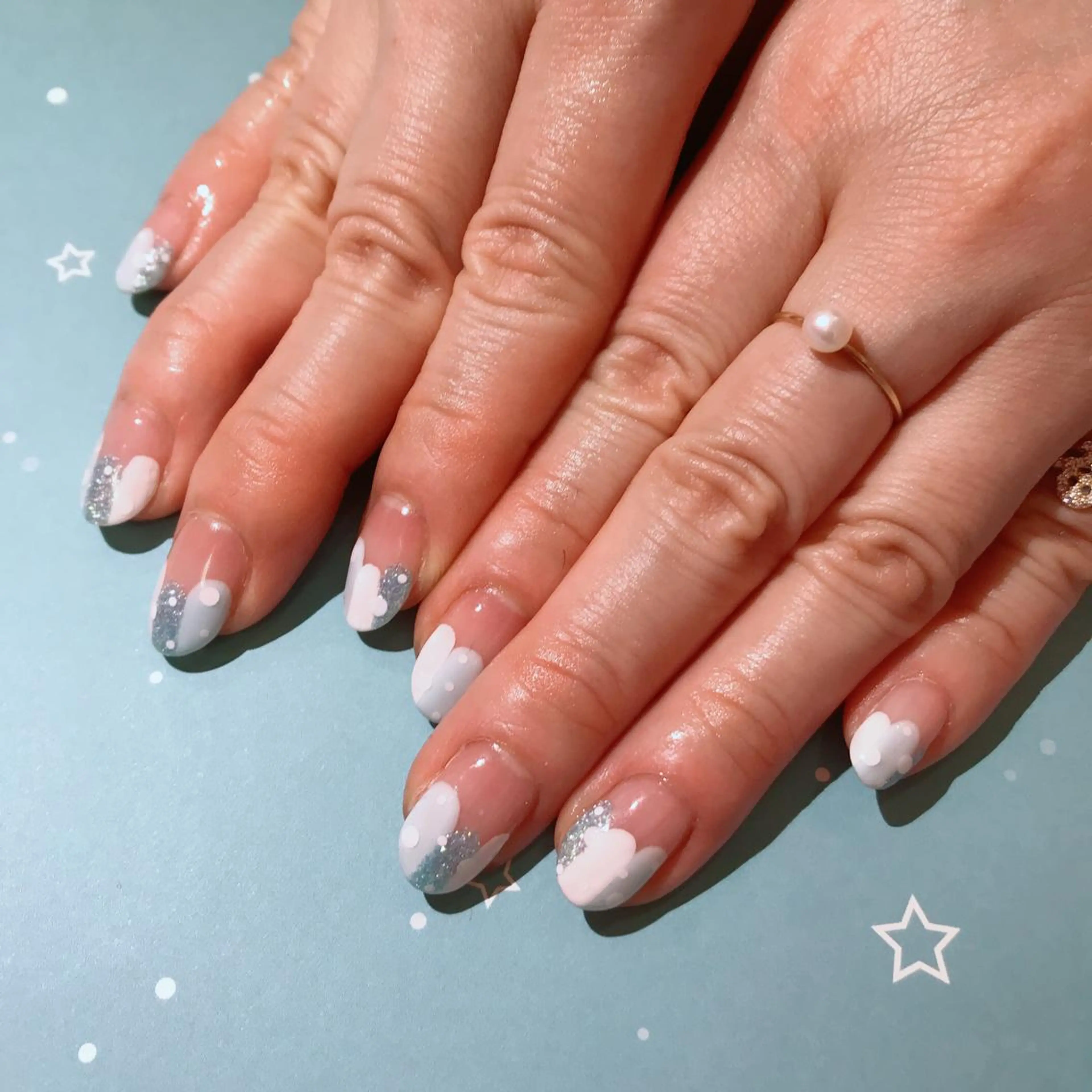 【1番人気】ジェルオフ➕付け放題90min🥰成人式ネイルお任せ下さい🥰の写真