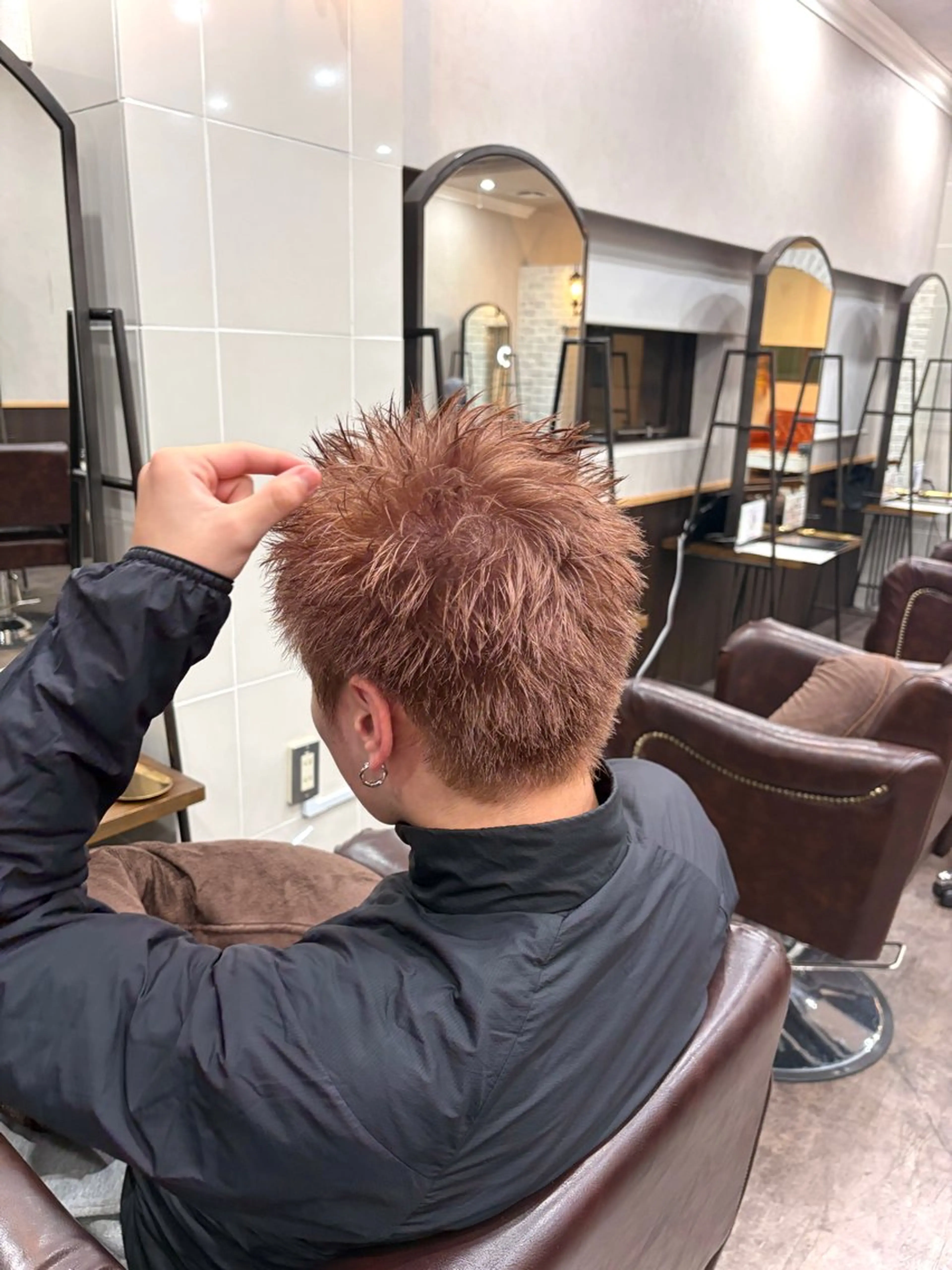 カラー メンズ メンズブリーチ ブリーチ ヘアカラー Mejia Riseのヘアスタイル