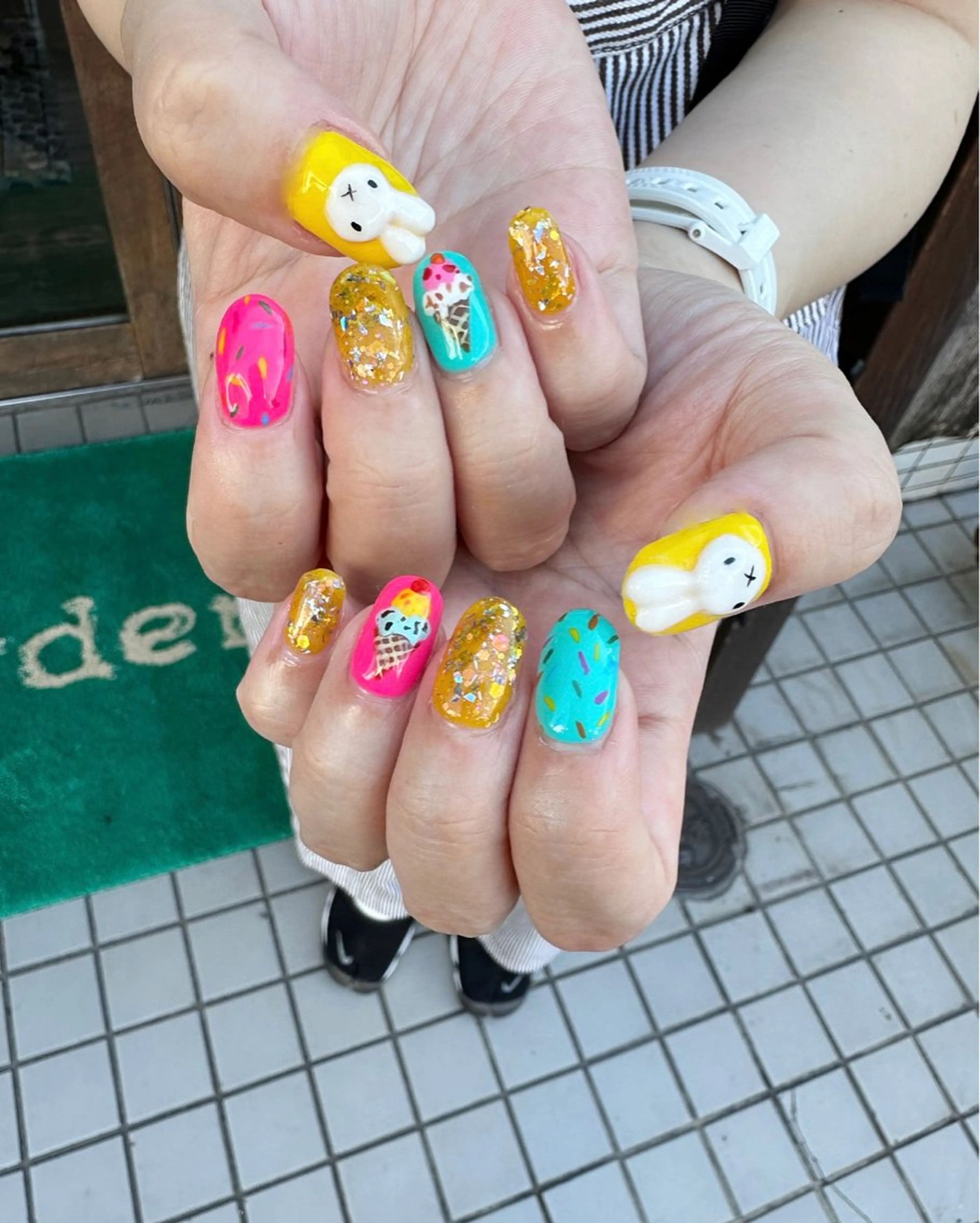 ネイル ストーンネイル Hair＆Esthe＆Nail　Garden所属・Garden Takeuchiのネイルデザイン