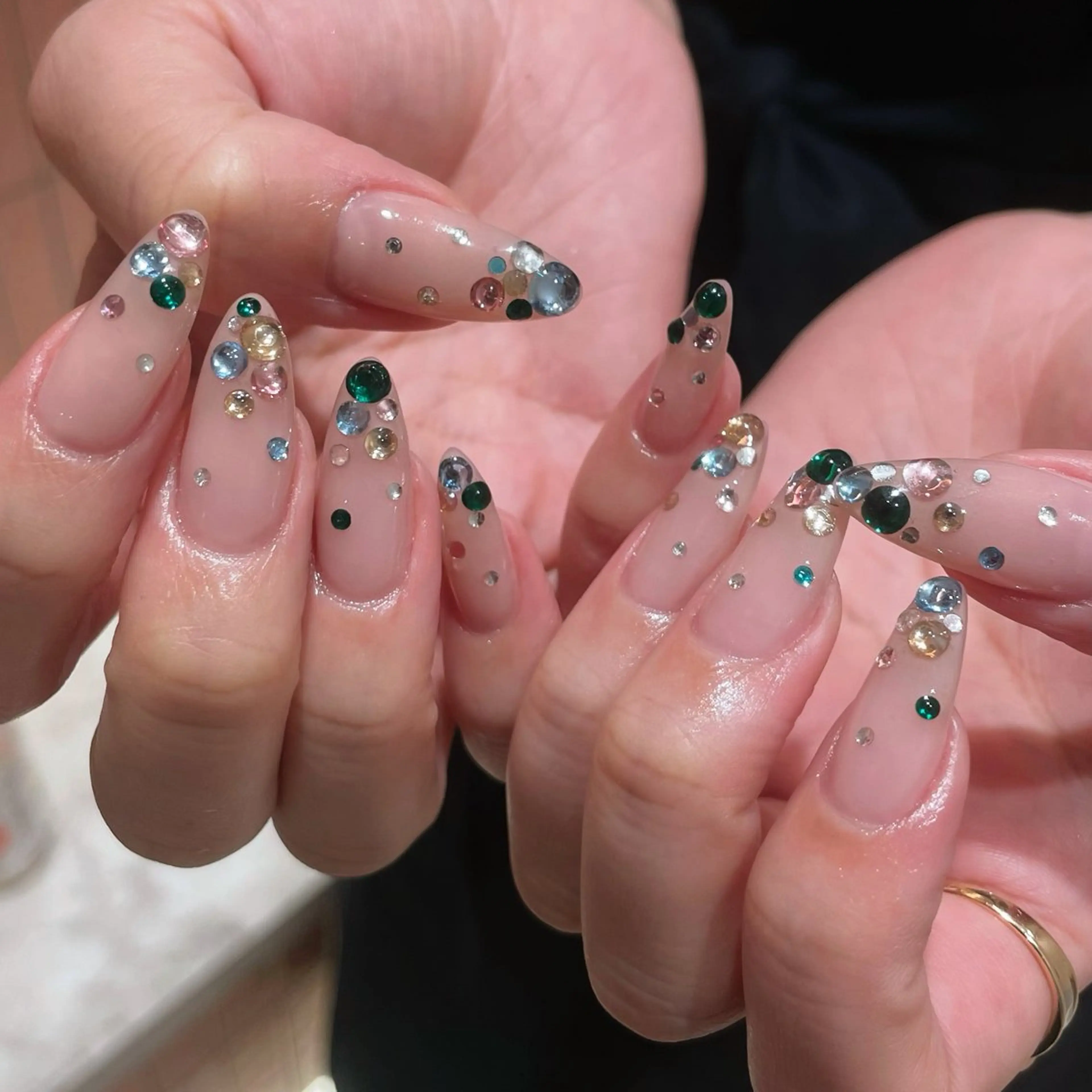 ネイル ストーンネイル ハンドネイル フットネイル aile d'Ange所属・ailed'Ange 🍒miuのネイルデザイン