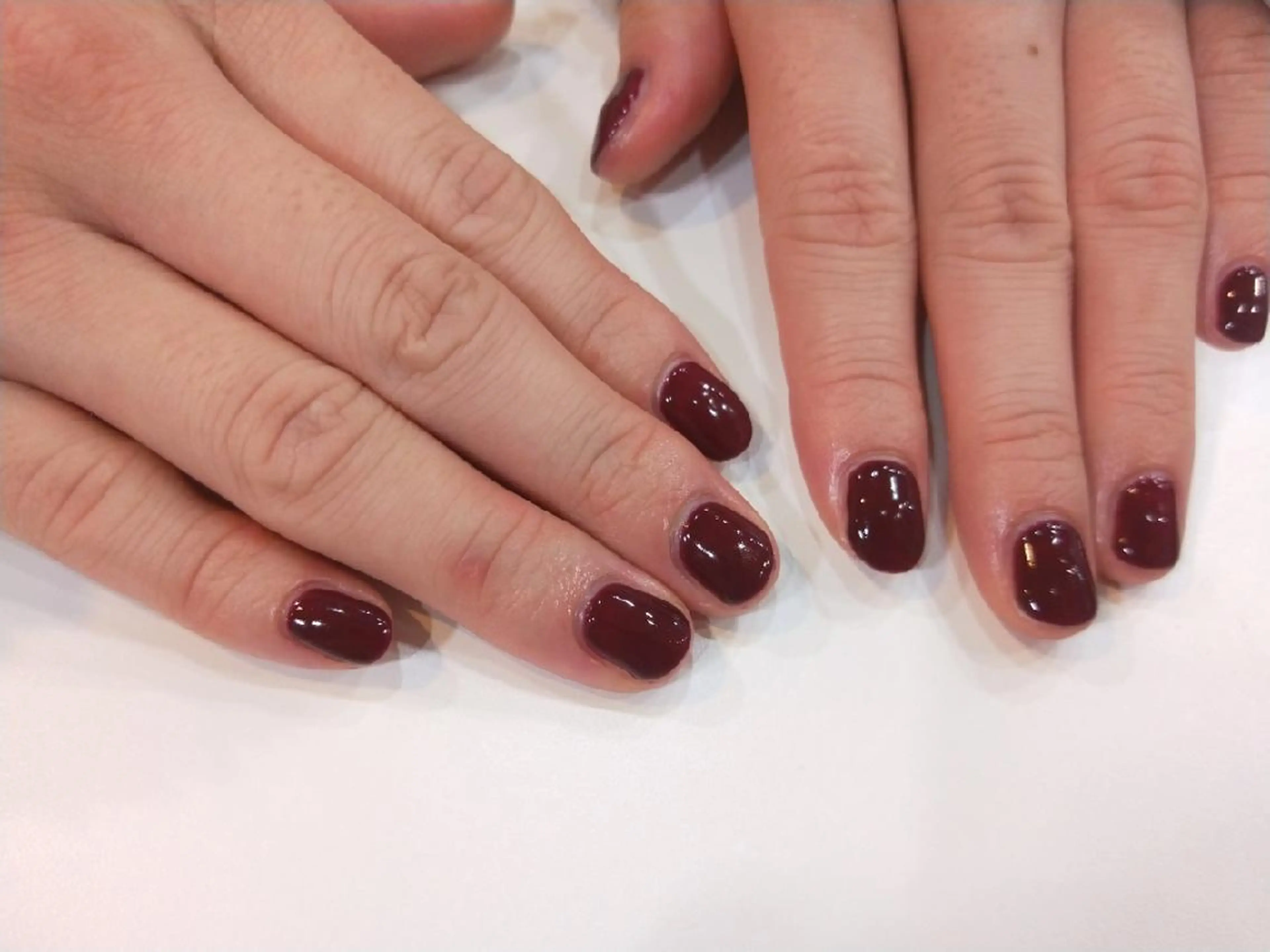 ネイル R'well所属・はばすみれ🎀ﾈｲﾙ 光ﾌｪｲｼｬﾙ ﾍｱのネイルデザイン