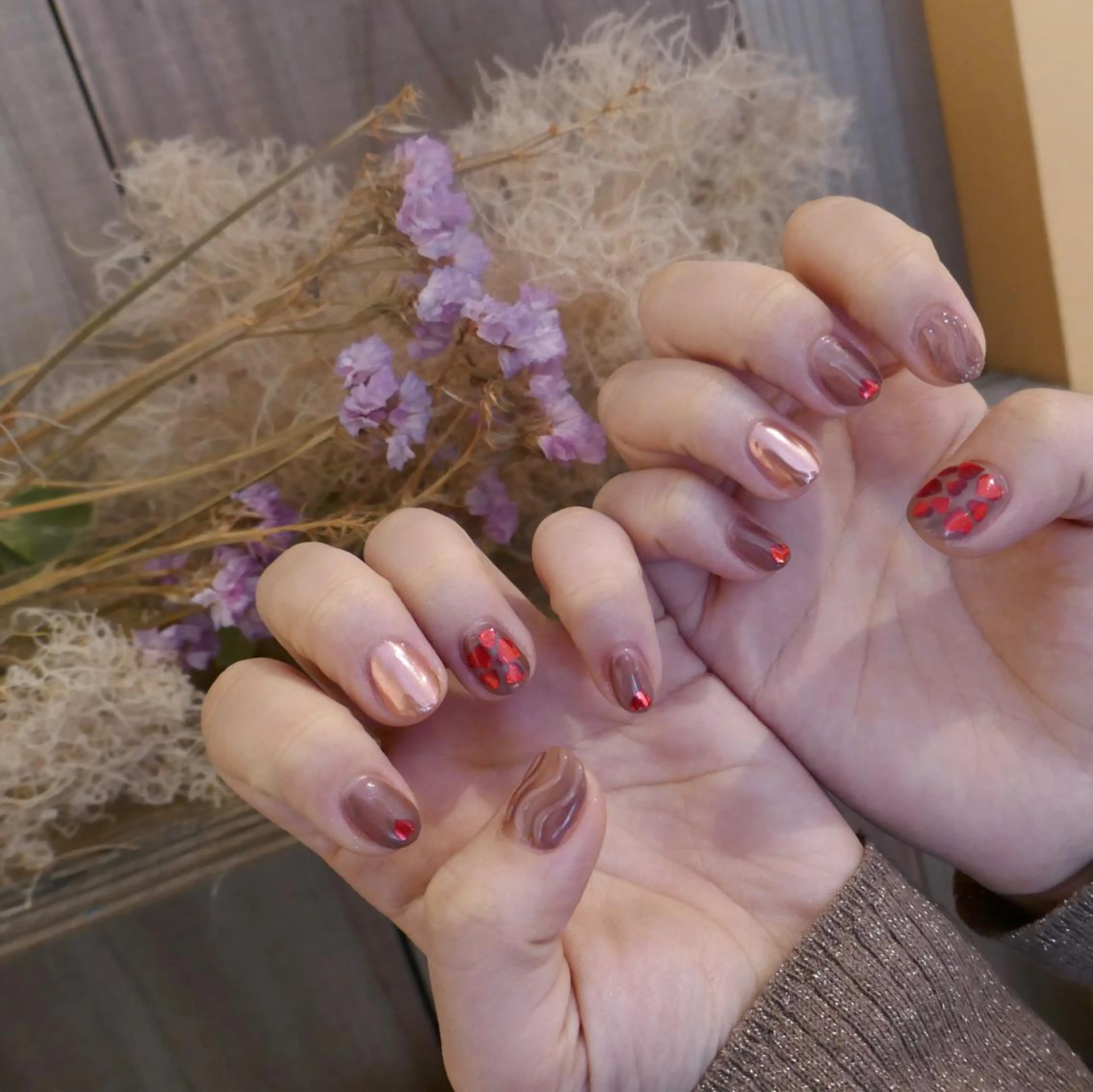 ネイル ハート ミラーネイル ハンドネイル Chipieee Tokyoのネイルデザイン