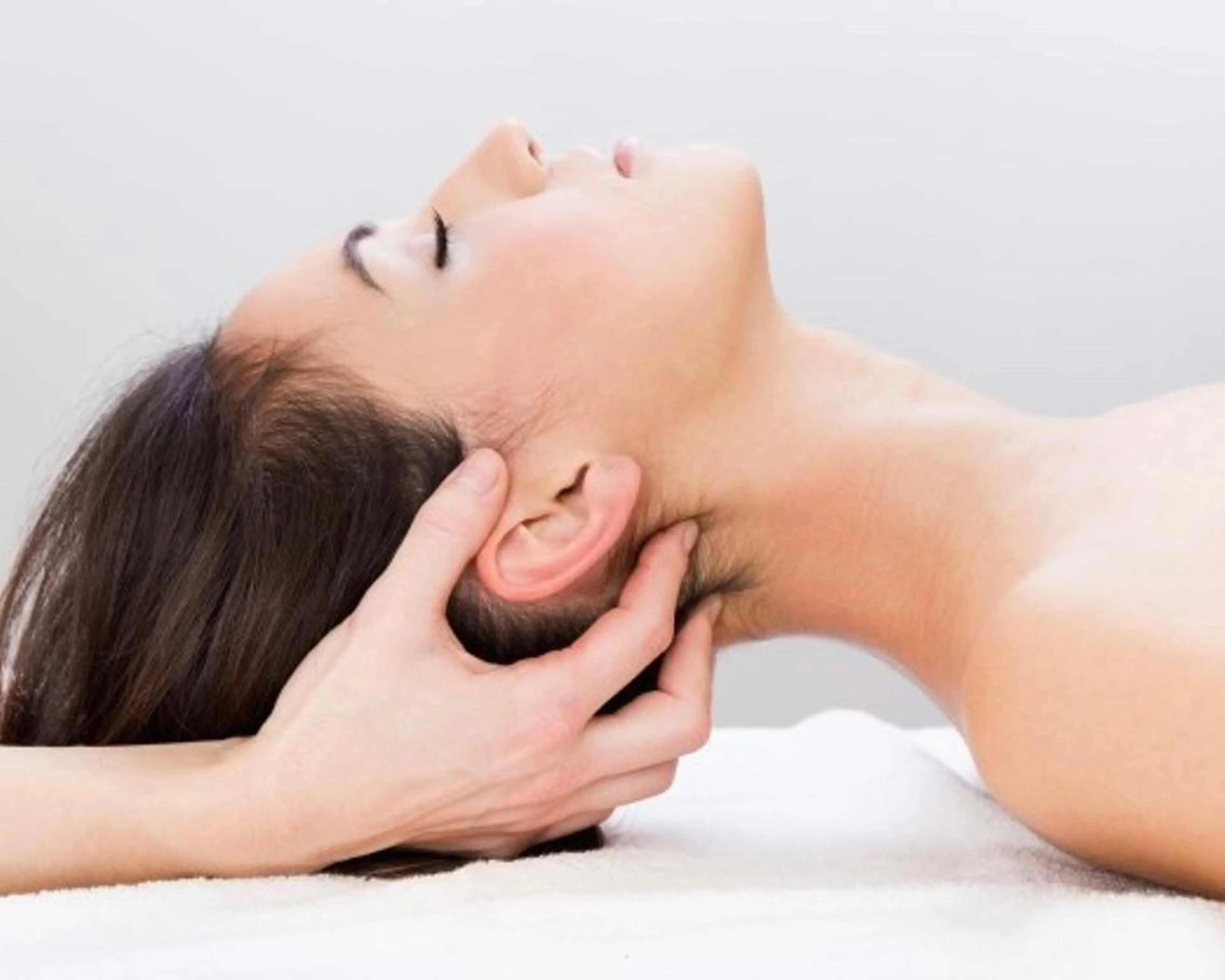 微睡✴︎ヘッドトリートメント30分［頭部＋首​〜​肩のトリートメント］眼精疲労、肩凝りすっきりリフレッシュ✨の写真