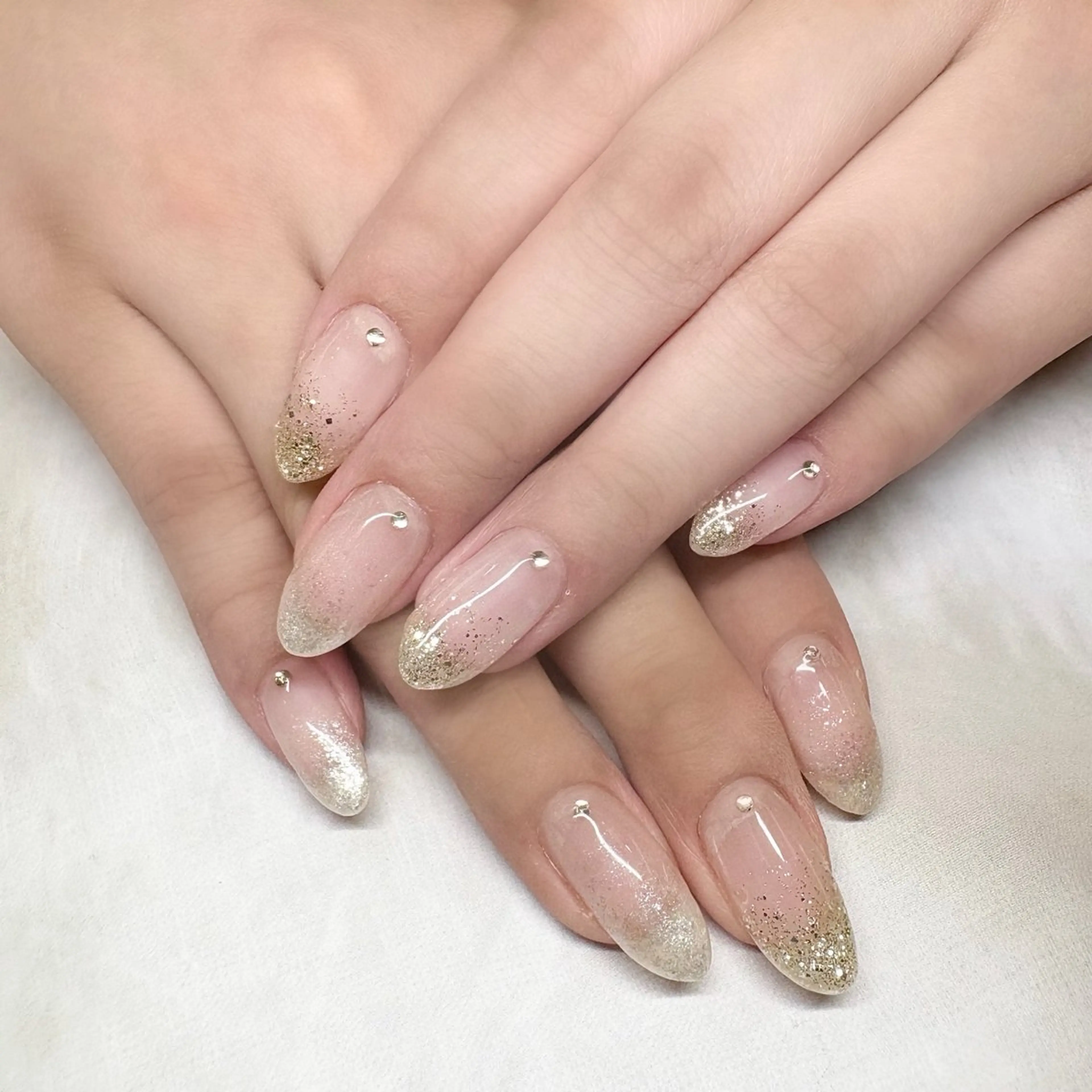 ネイル ストーンネイル ハンドネイル RIN🐰笹塚/ パラジェルのネイルデザイン