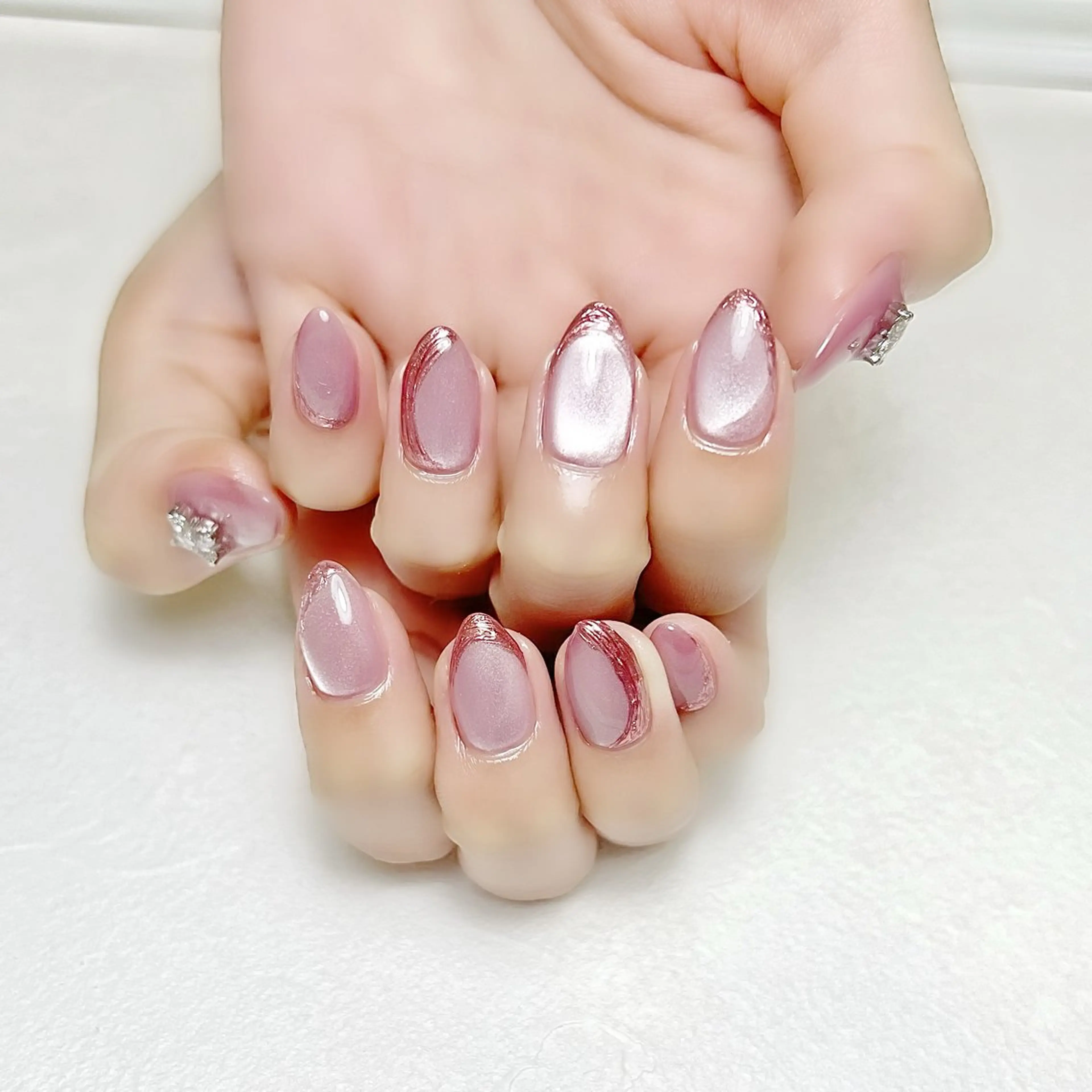 ネイル マグネットネイル ミラーネイル オフィスネイル ワンカラーネイル シンプルネイル rouse nail RISATOのネイルデザイン