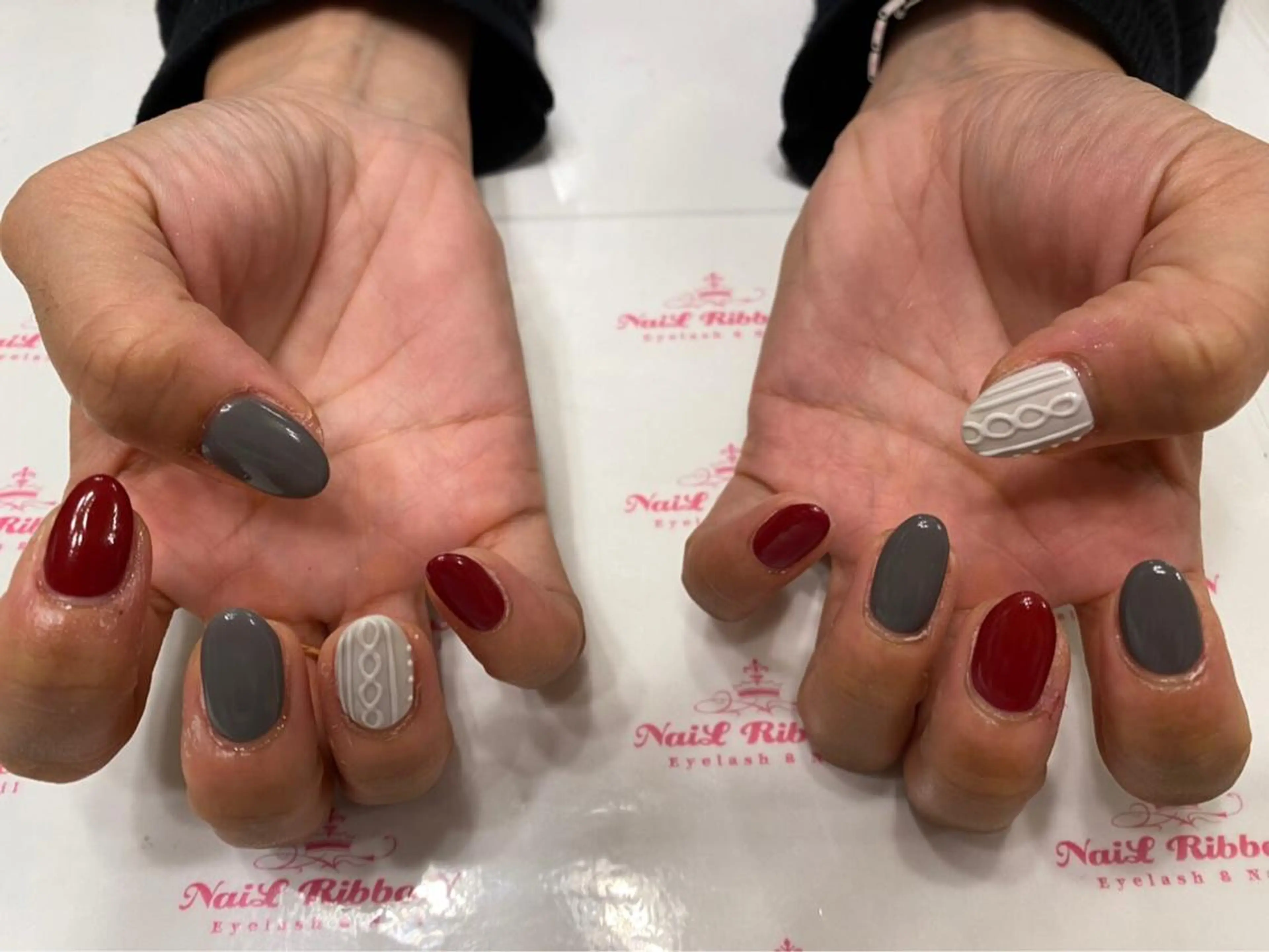 ネイル 春ネイル ネイルリボン 受付スタッフのネイルデザイン