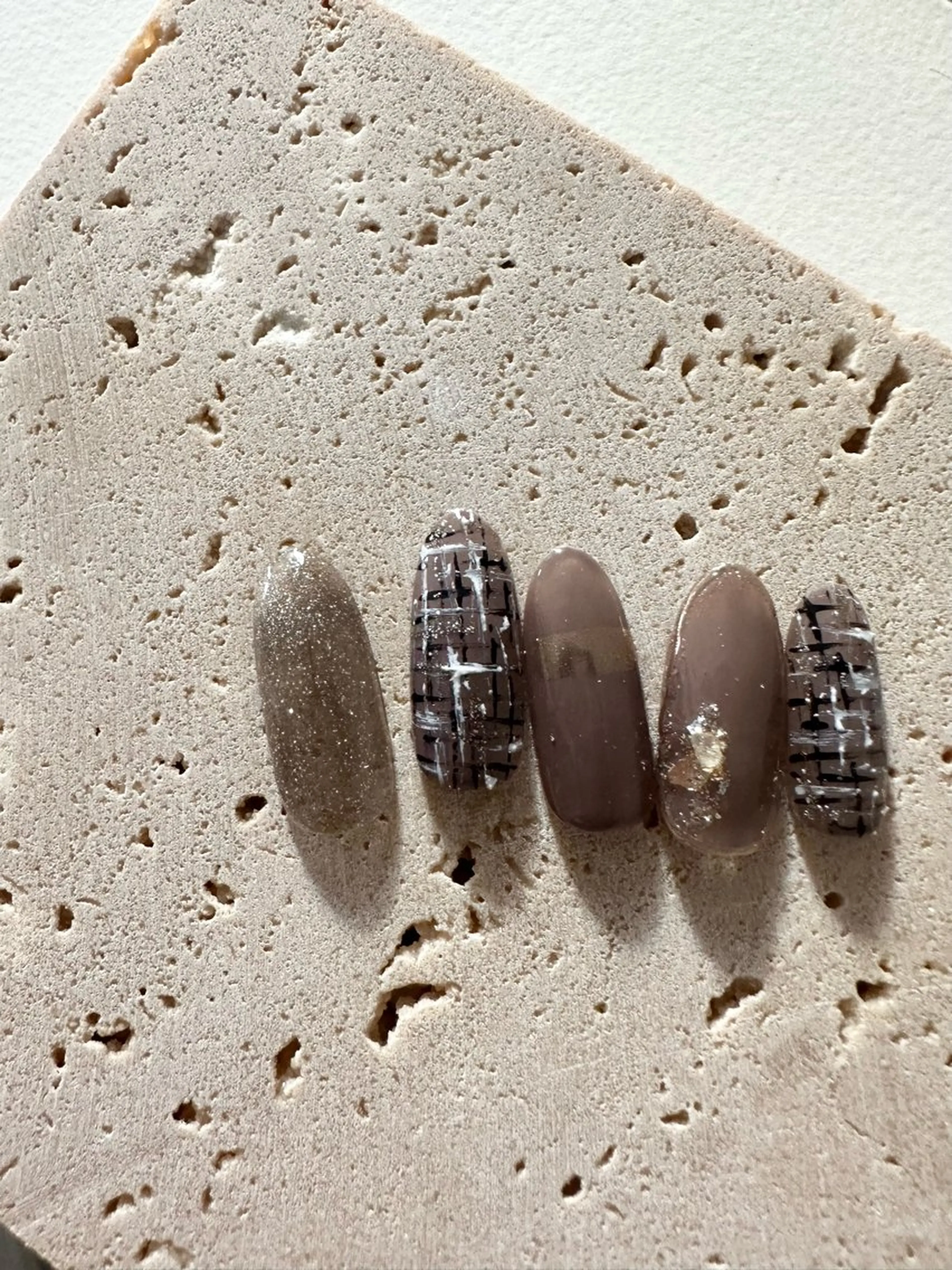 ネイル ツイードネイル nailroom Anmie.のネイルデザイン