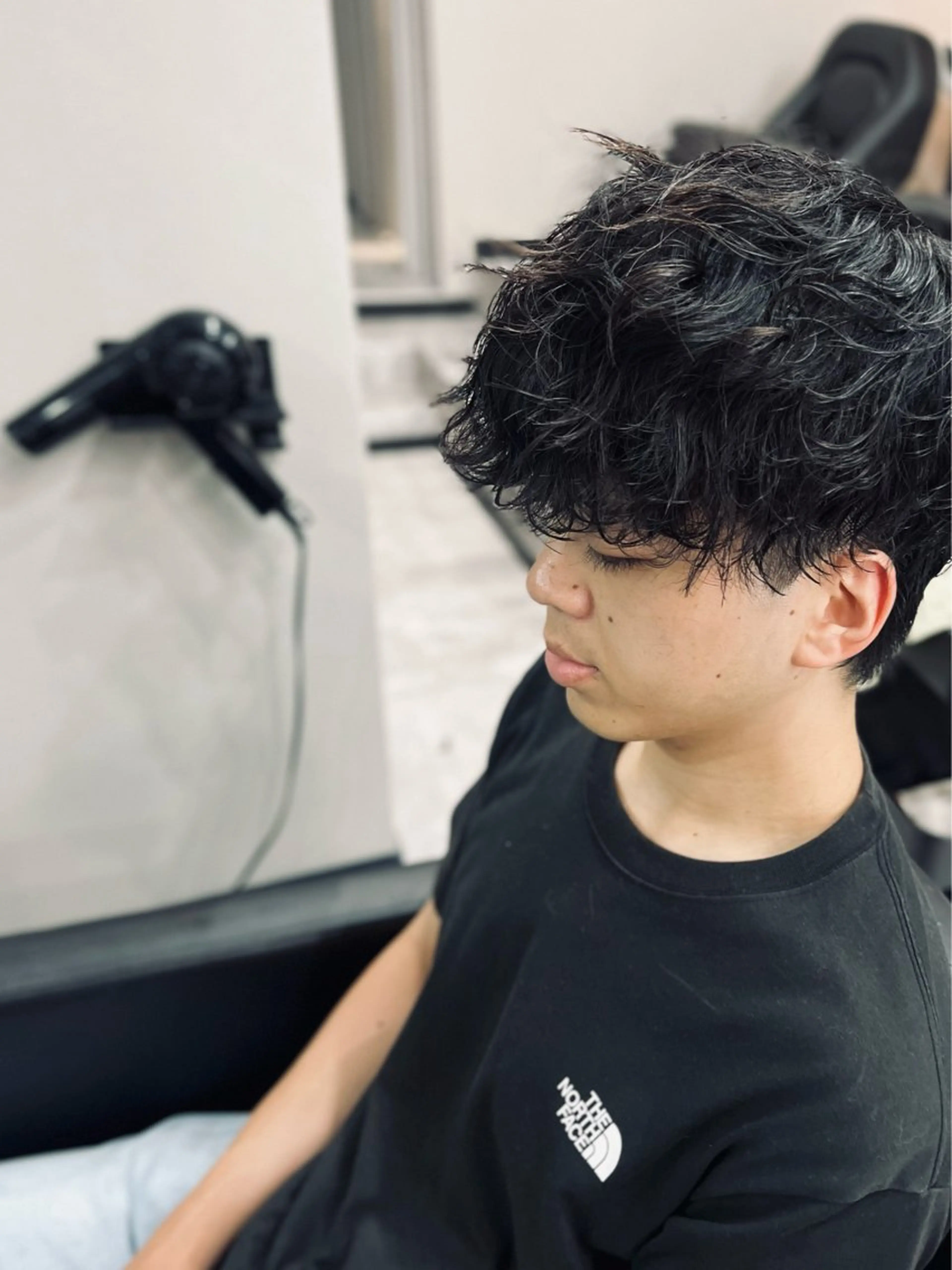 ショート パーマ メンズ カット パーマ ヘッドスパ AYVY Hair&Spa 北千住所属・AYVY【アイヴィ】 北千住🦋AYAKAのヘアスタイル