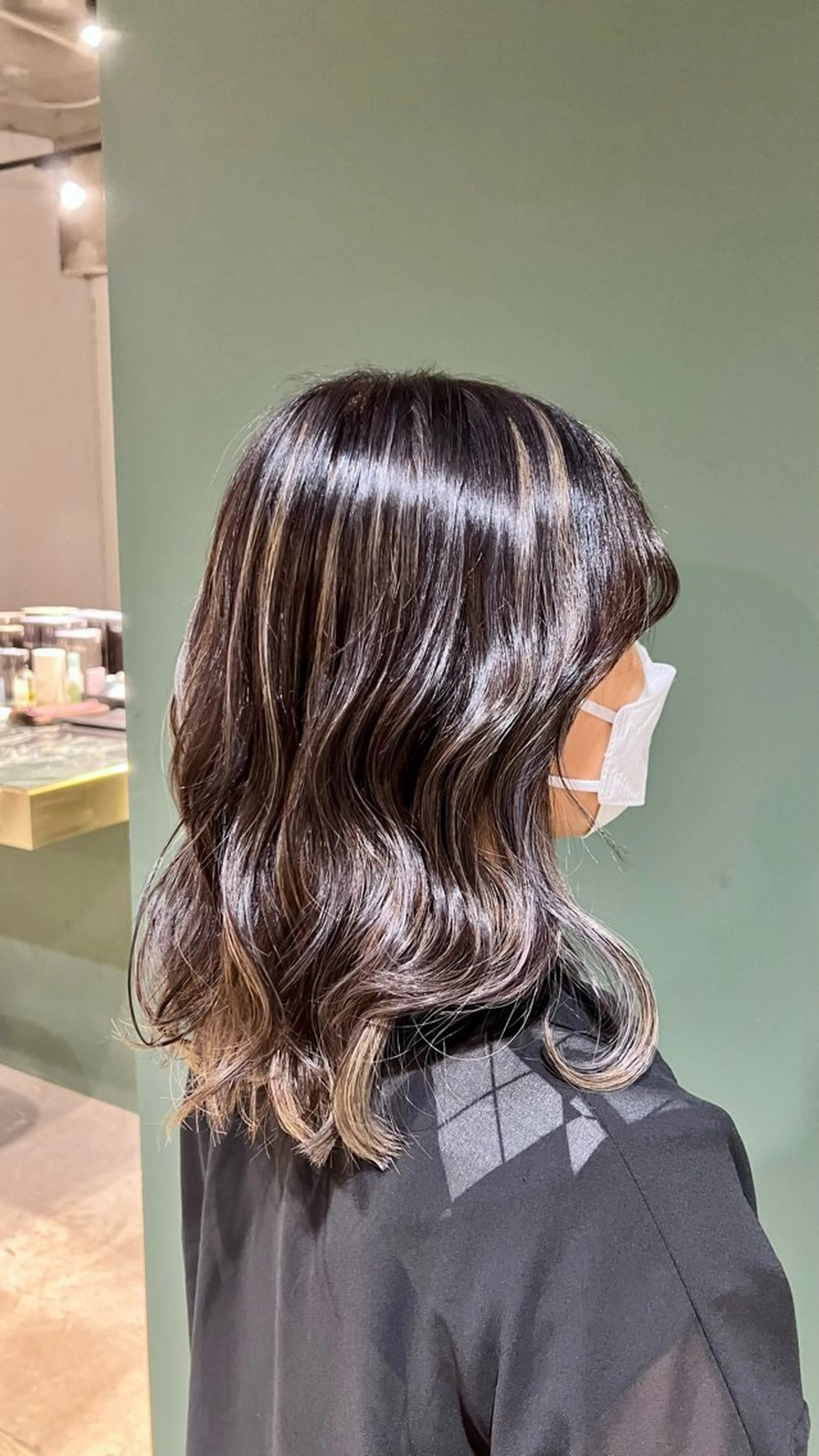 ミディアム カラー キッズ バレイヤージュ グラデーションカラー レイヤーカット ヘアカラー トリートメント ヘッドスパ カラースペシャリスト しょう🧑🏼‍🎨のヘアスタイル