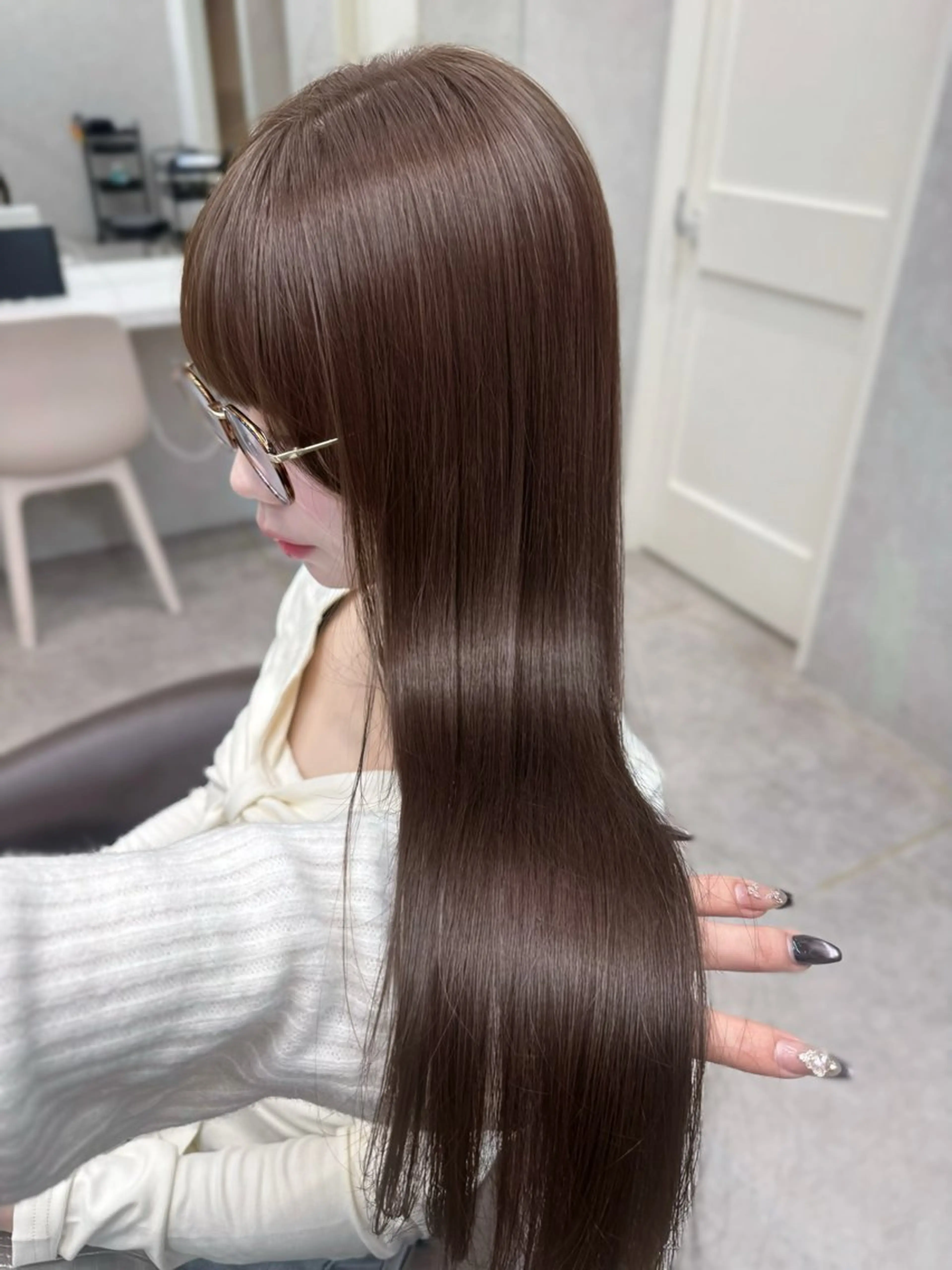 セミロング ヘアカラー MOE 福岡韓国ヘア✧︎のヘアスタイル