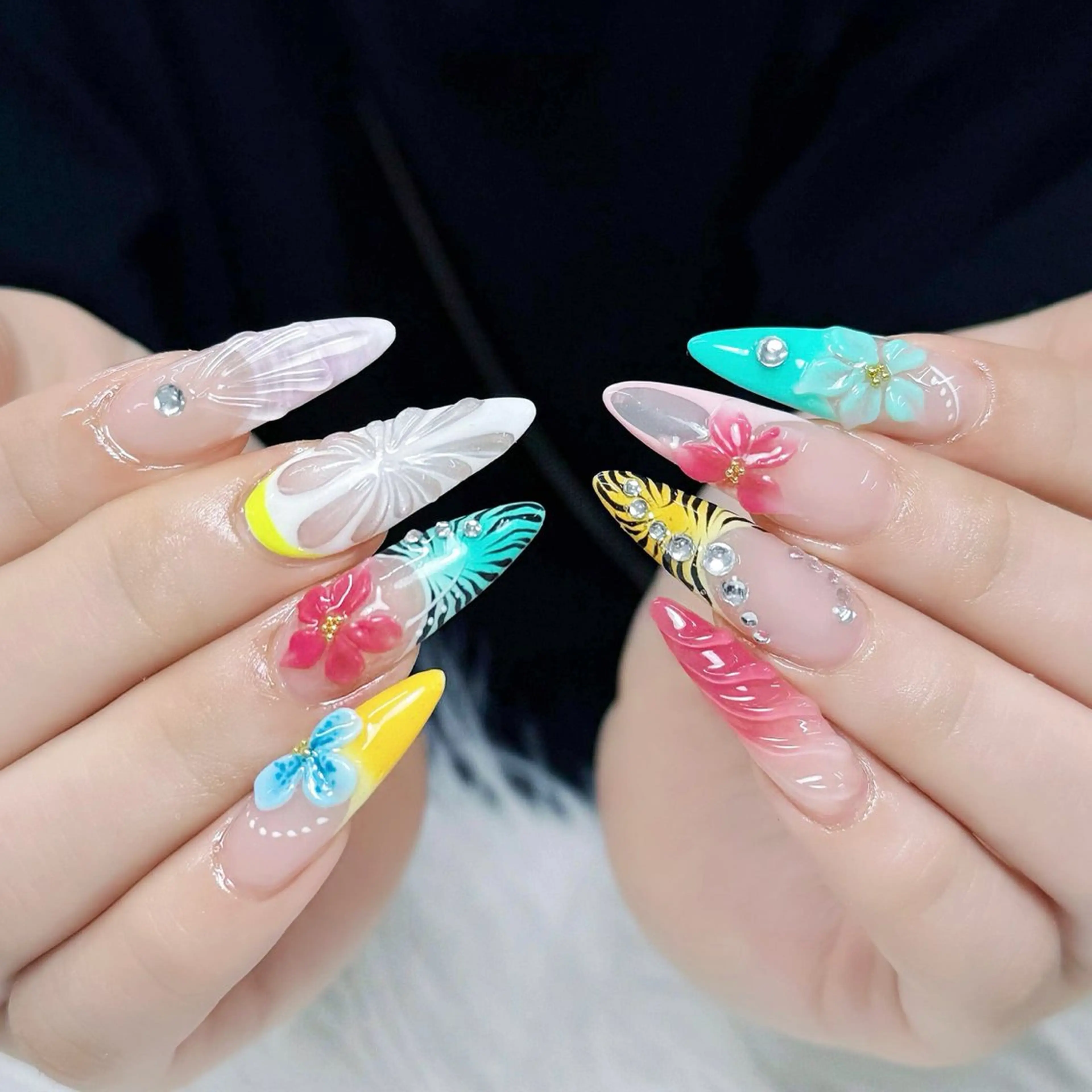 ネイル ハンドネイル ハンドケア Nova Nail Salonのネイルデザイン