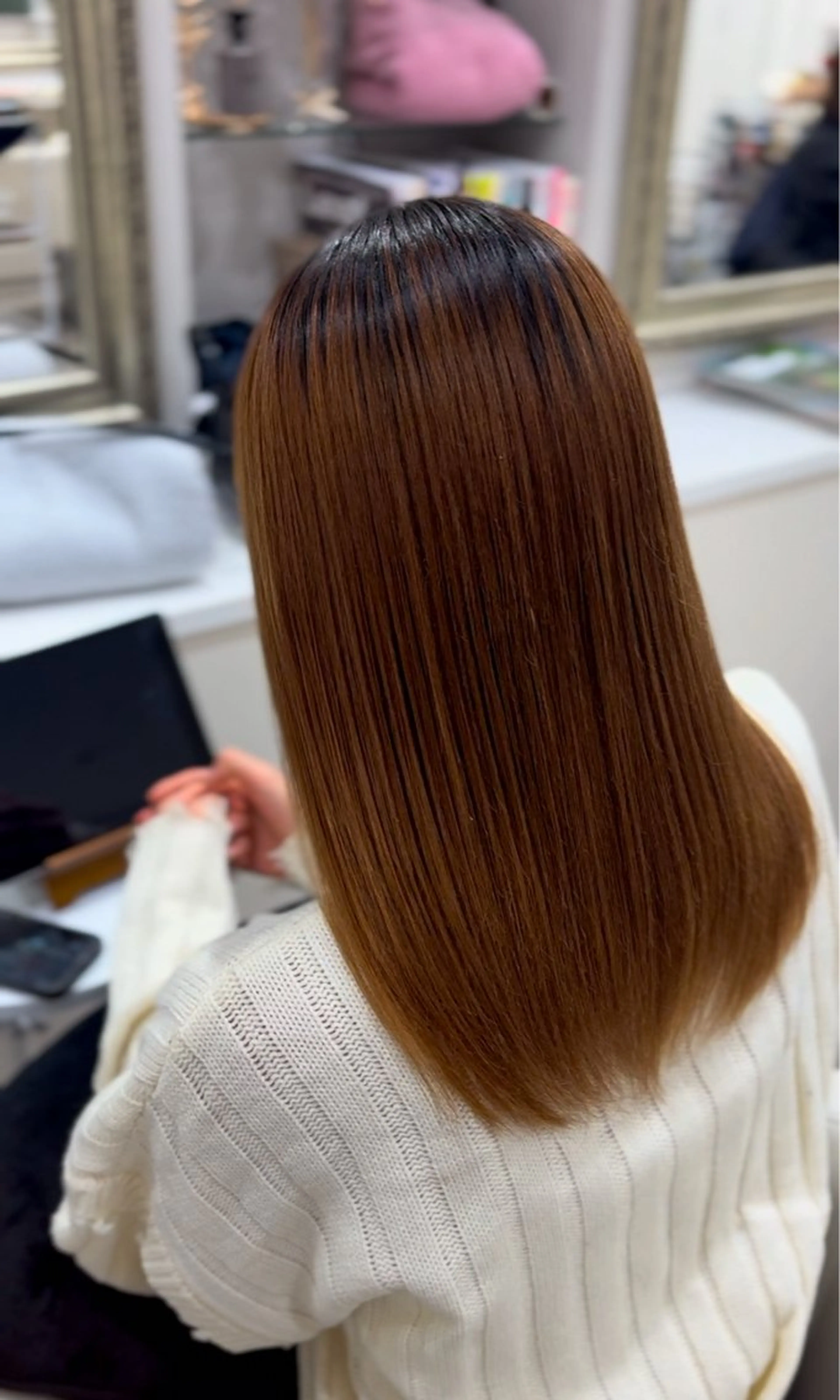 セミロング 髪質改善 縮毛矯正 【TAKAYA】🌸 縮毛矯正専門店のヘアスタイル