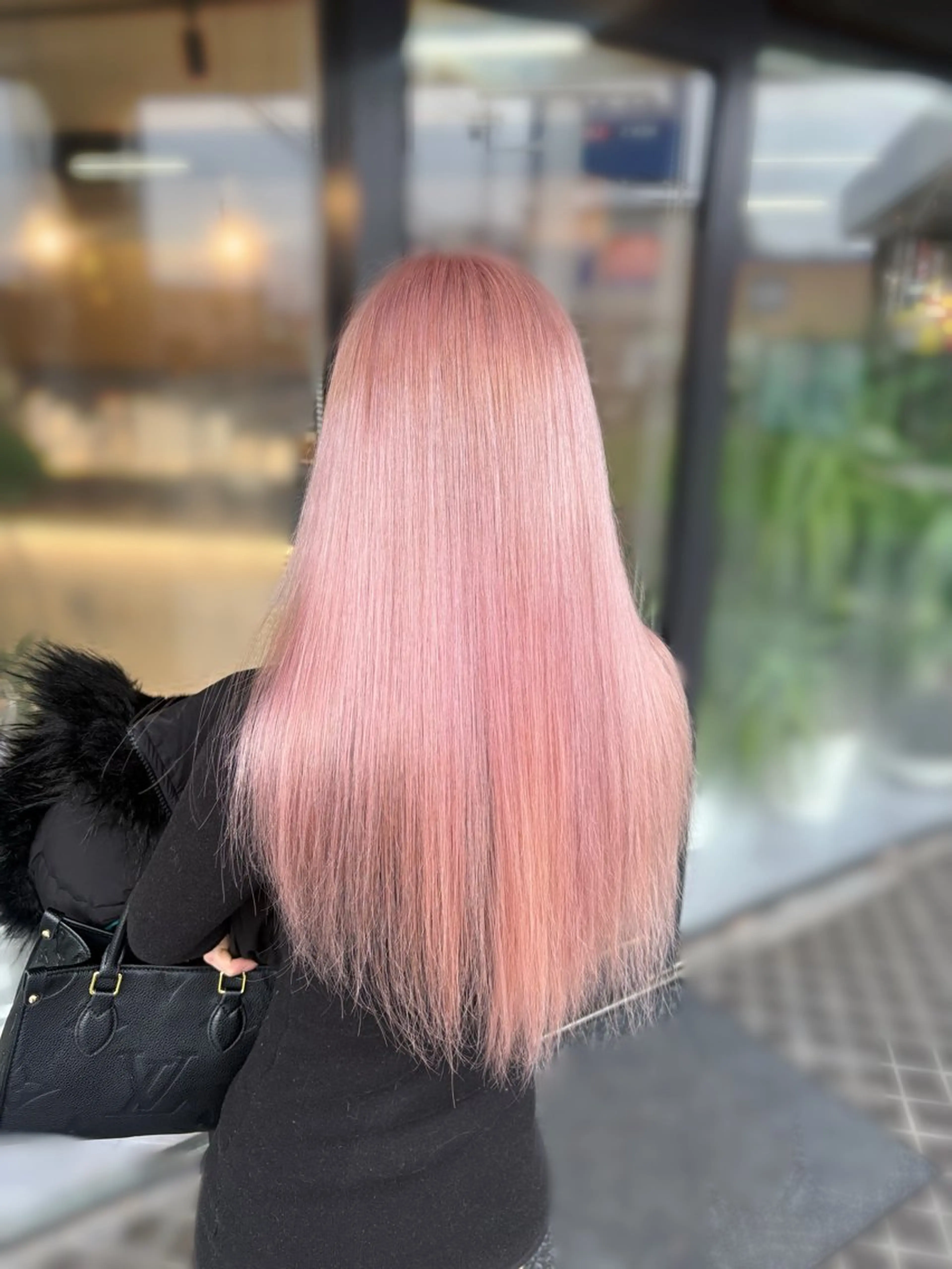 ロング ヘアカラー arika ninaのヘアスタイル