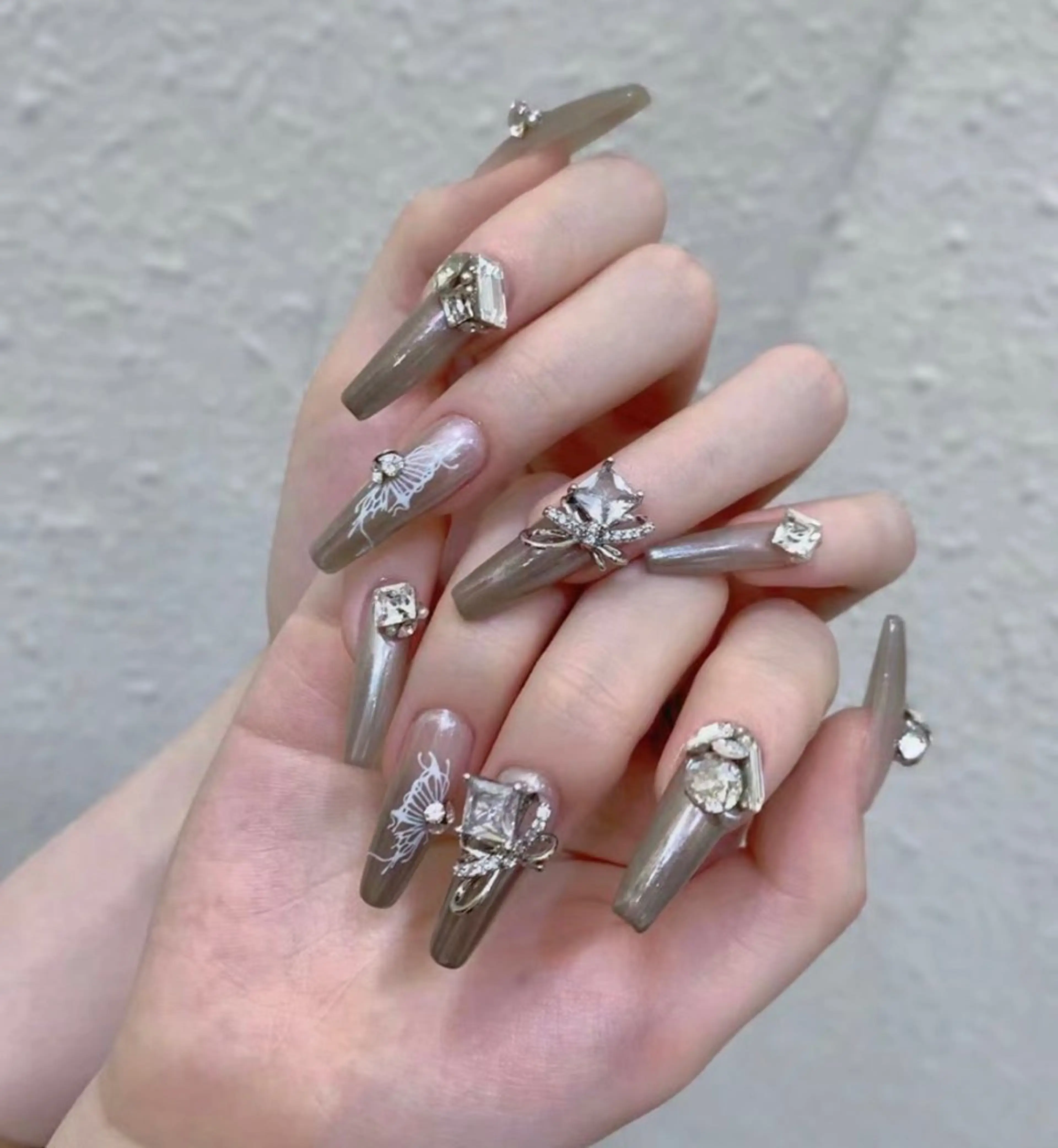 ネイル ハンドネイル 🍑 momo_nailのネイルデザイン