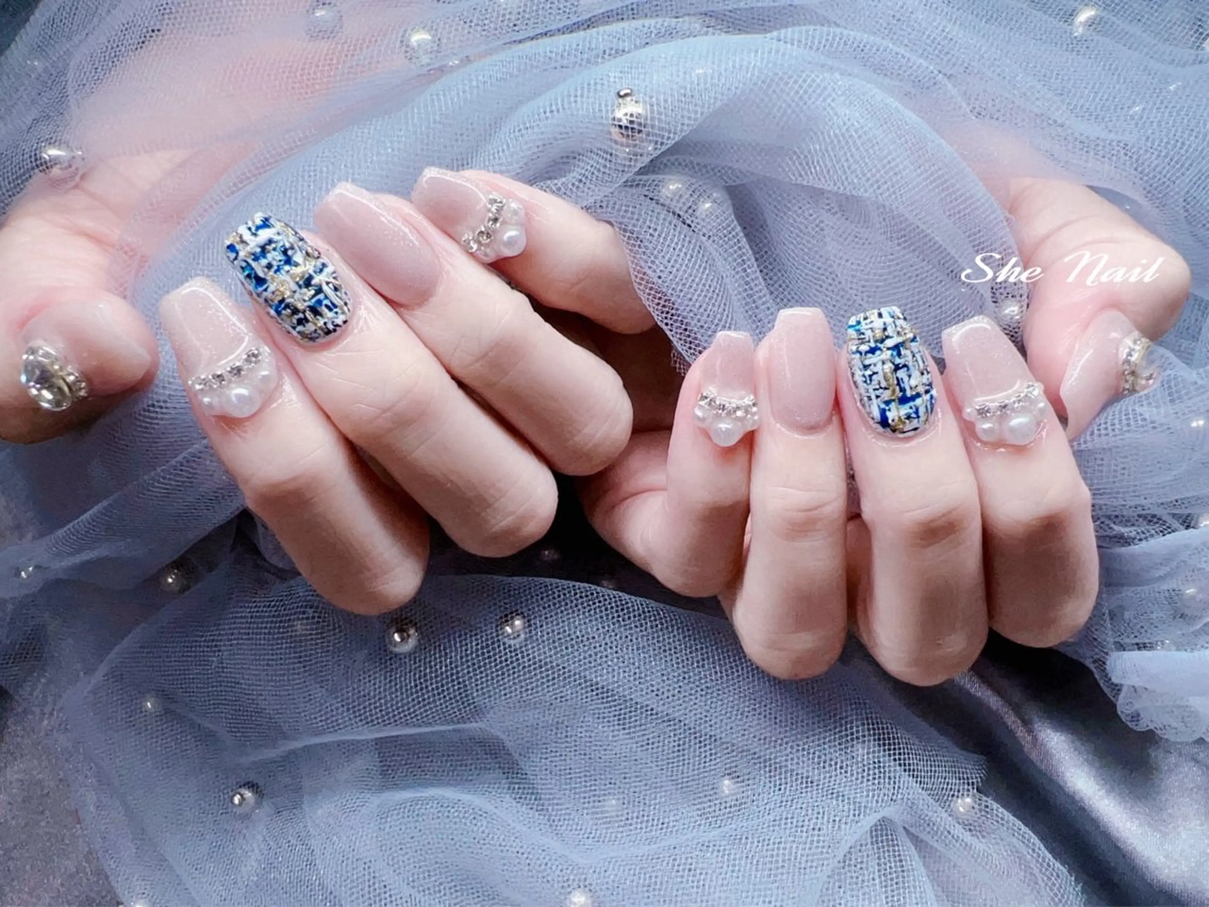 ネイル チークネイル 長さ出し フレンチネイル ハート キラキラネイル ハンドネイル She   Nail所属・ISA_ BELLAのネイルデザイン