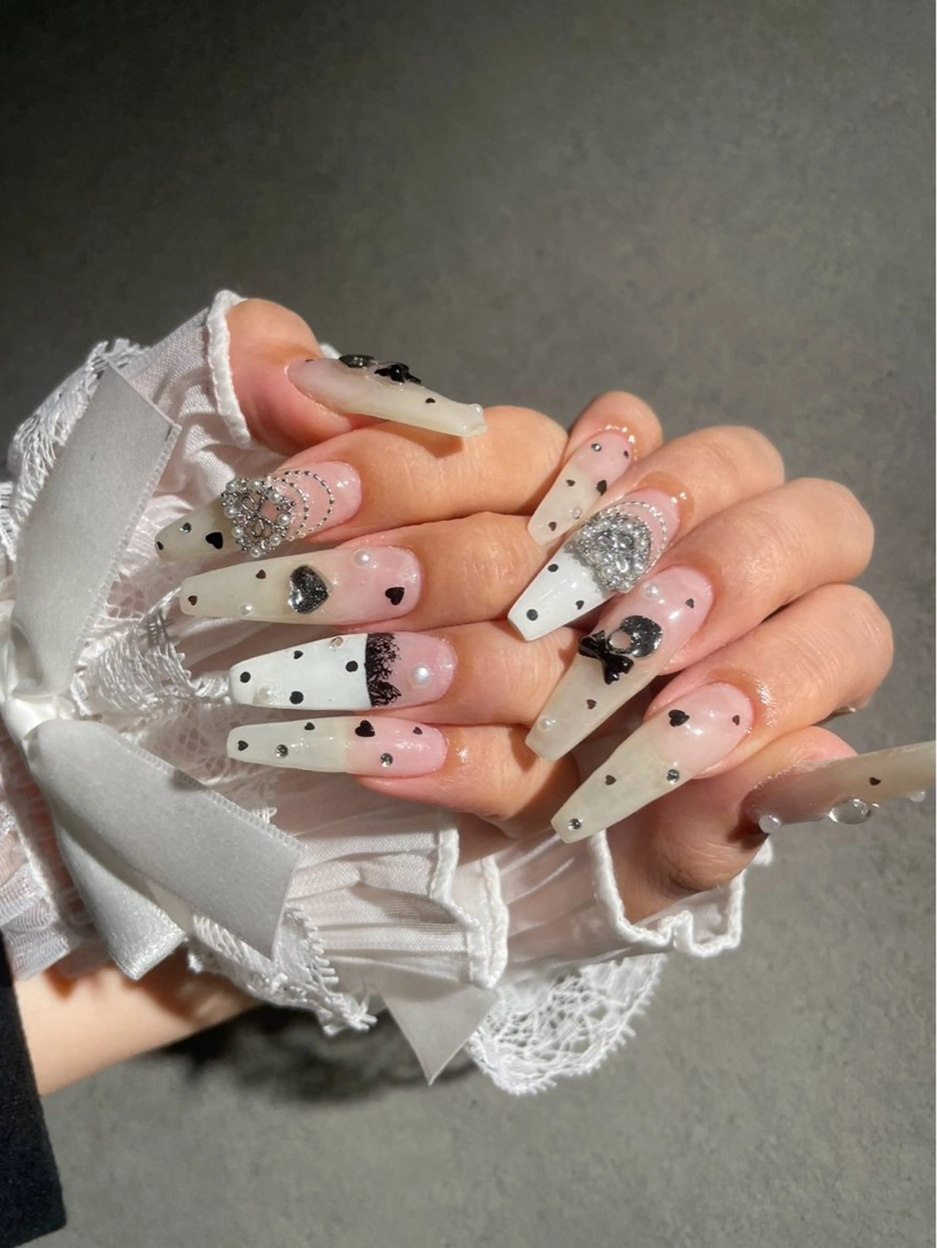 ネイル I-nailロング /ワンホン/キラキラのネイルデザイン