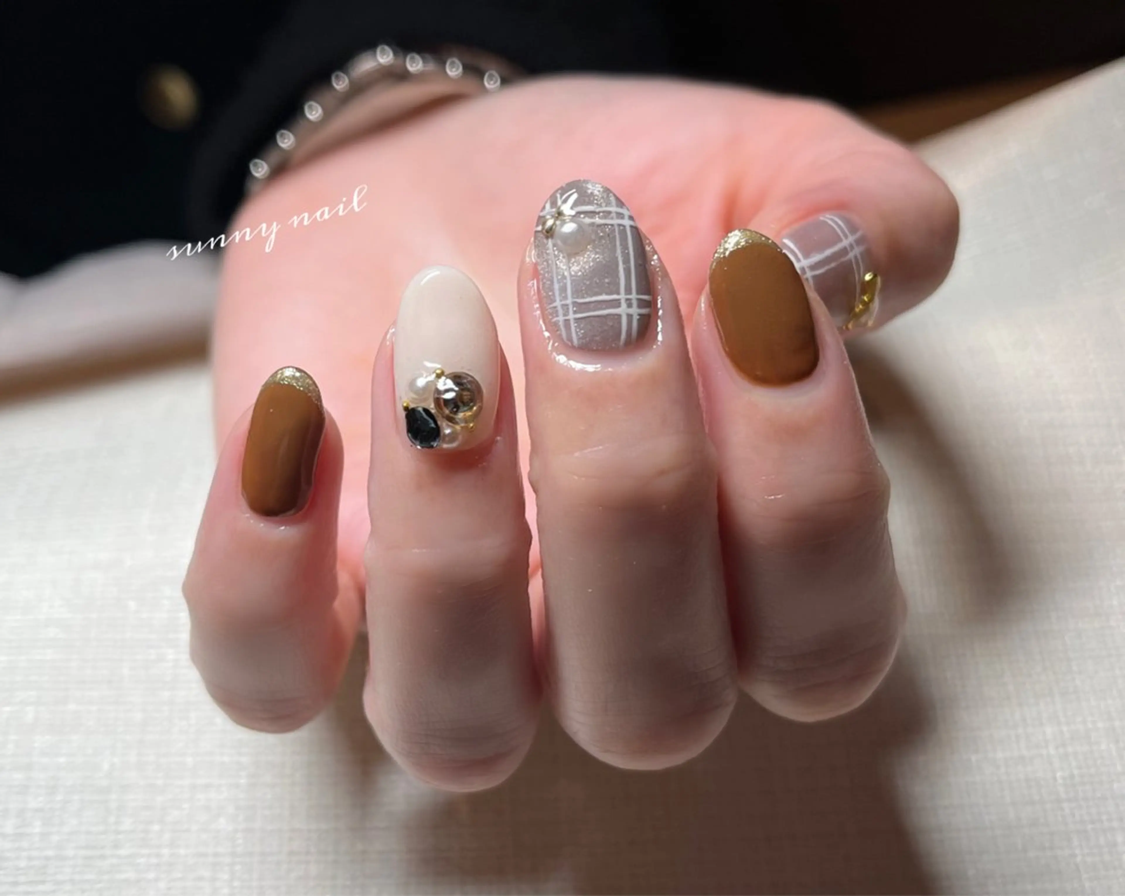 ネイル ブラウン ジェルネイル パラジェル バレンタイン sunny nailのネイルデザイン