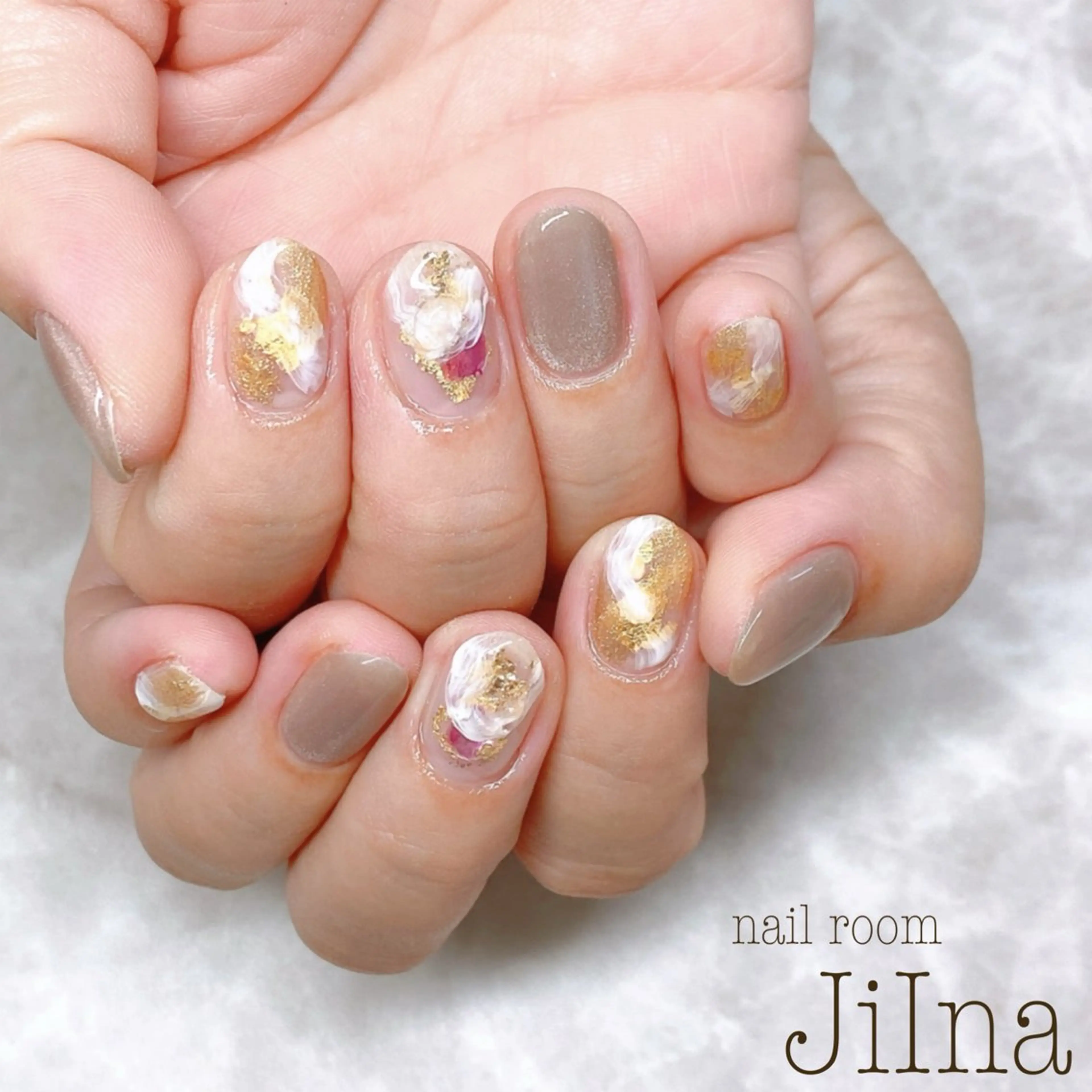 ネイル JiIna nailのネイルデザイン