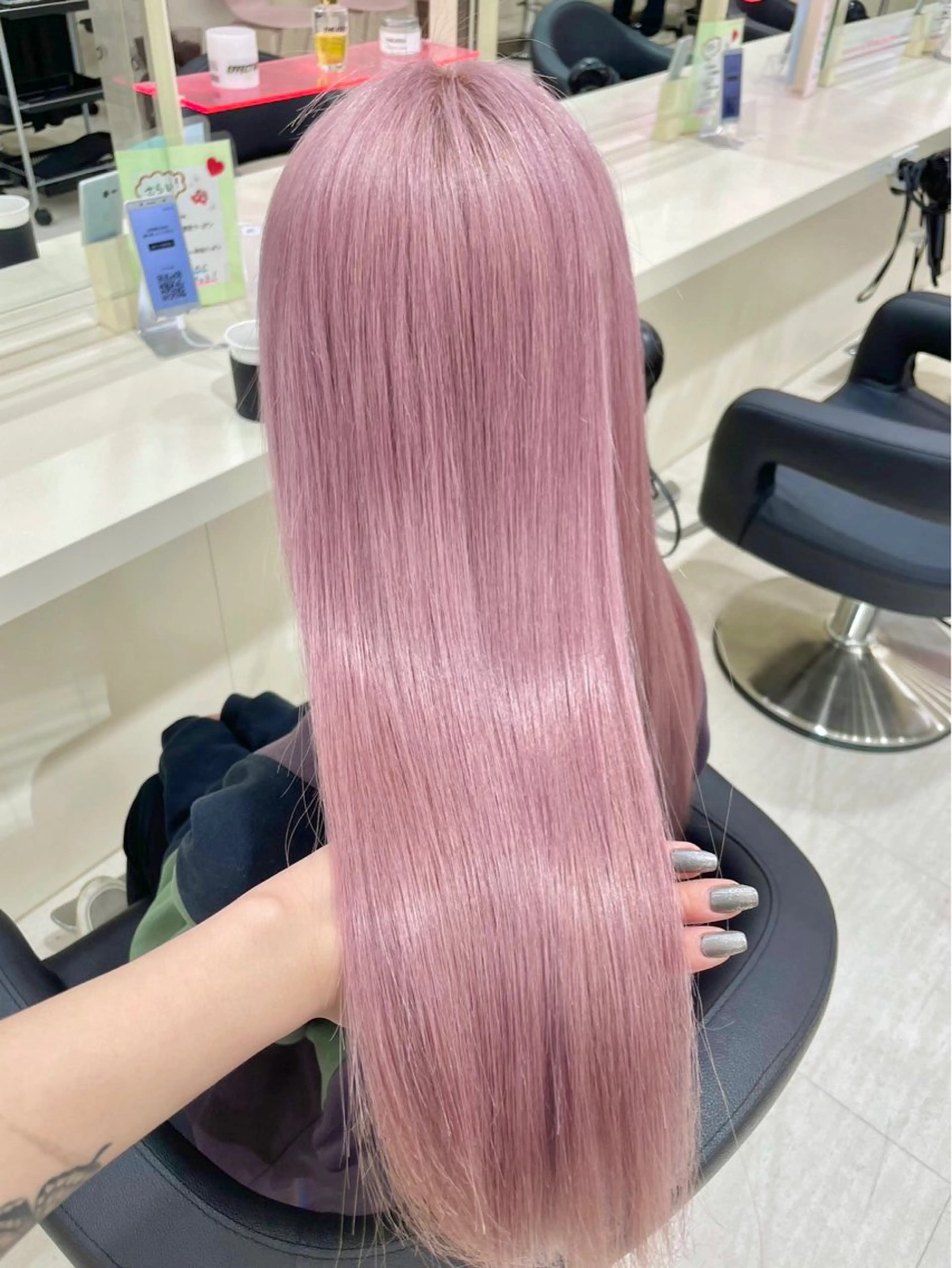 ロング カラー ヘアアレンジ カット ヘアカラー 韓国レイヤー＆ピンク 艶髪🩶maikoのヘアスタイル