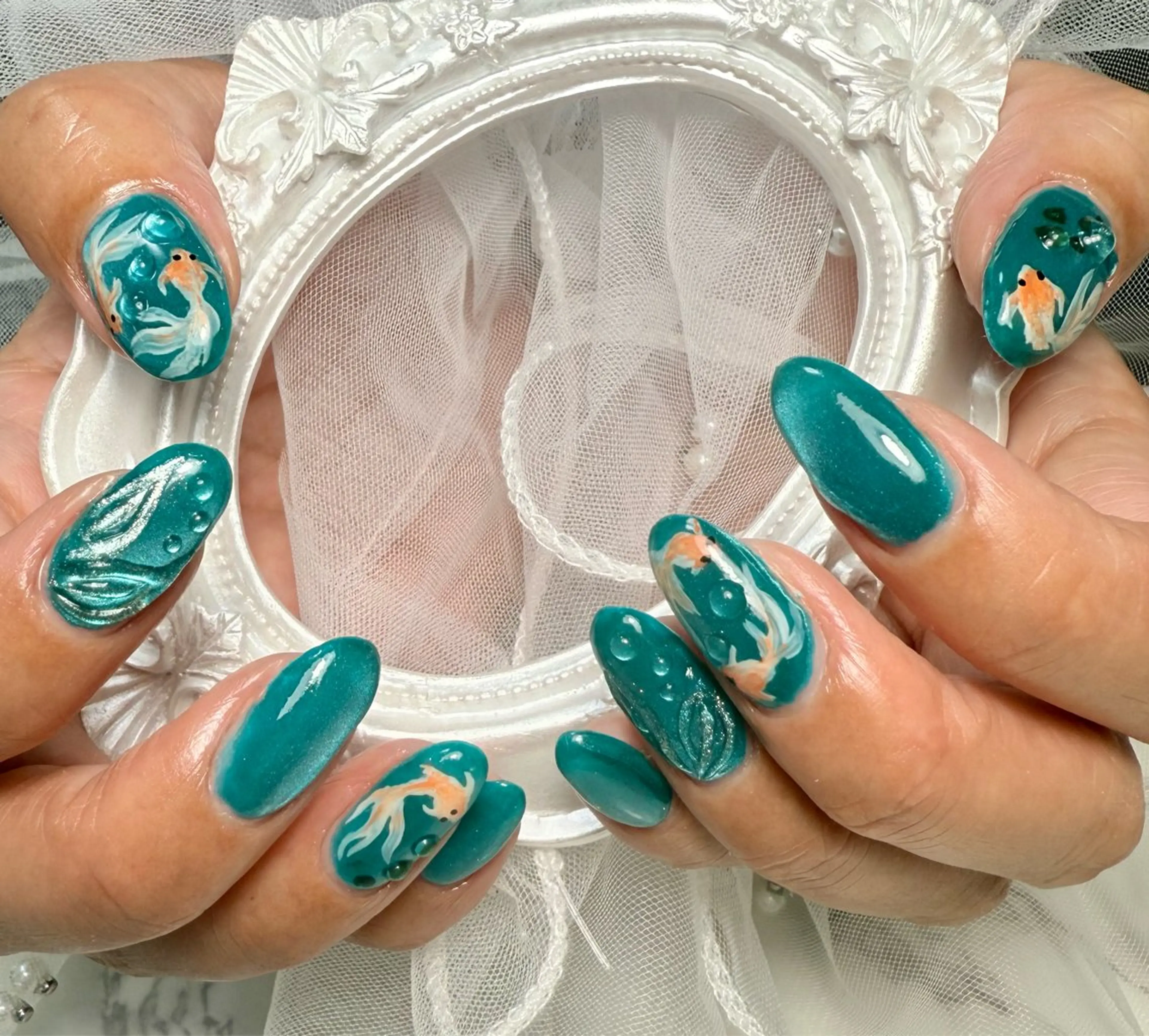 ネイル アートネイル フレンチネイル ガラスフレンチ 氷ネイル・うるうるネイル キラキラネイル M.N_ nailのネイルデザイン