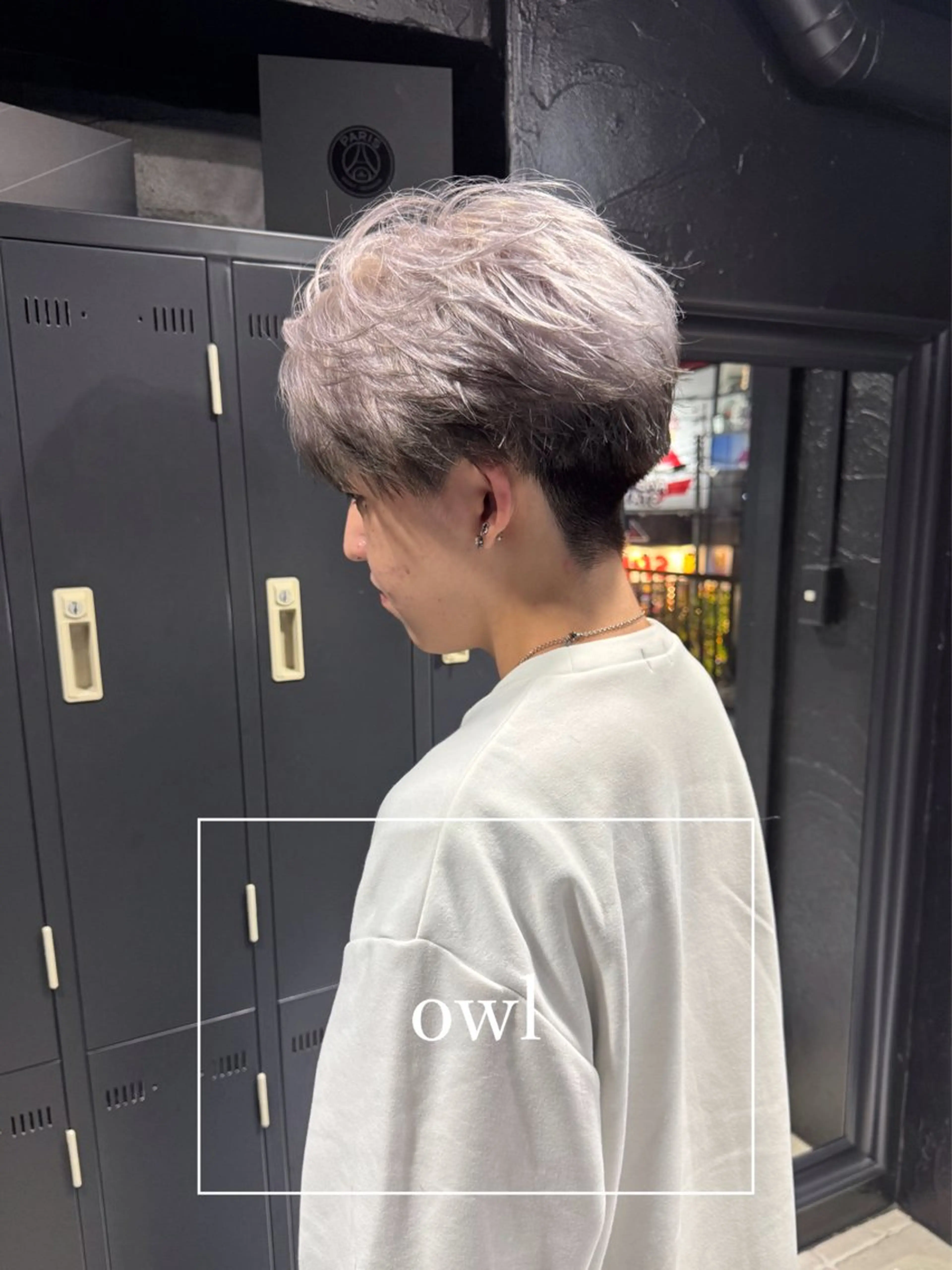 ショート カラー メンズ メンズブリーチ センターパート ブリーチ カット ヘアカラー トリートメント ヘアセット メンズ専門 美容師✨ アメ村 堀江颯瑛のヘアスタイル