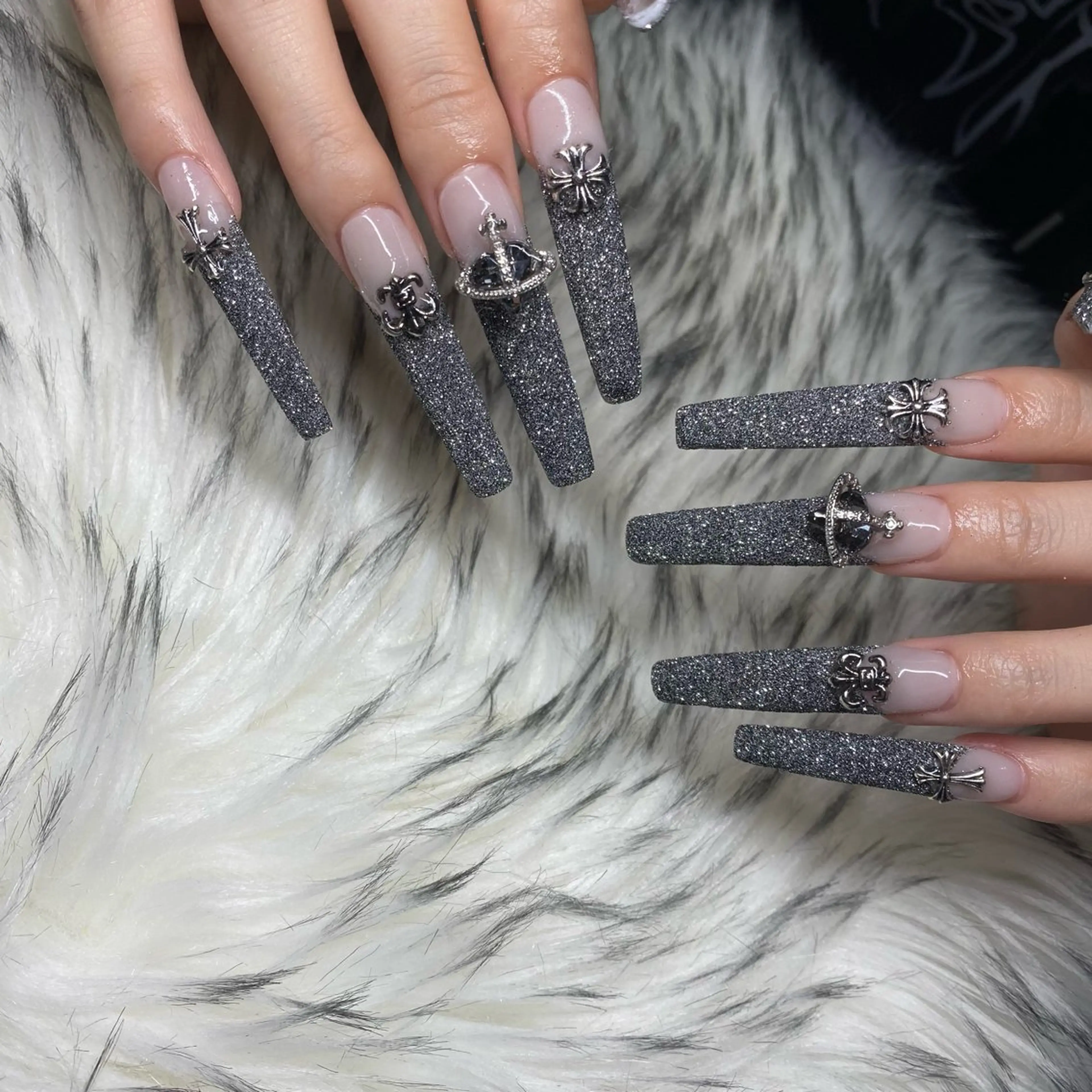 ネイル la vie Luire所属・la vie Luire アスカのネイルデザイン