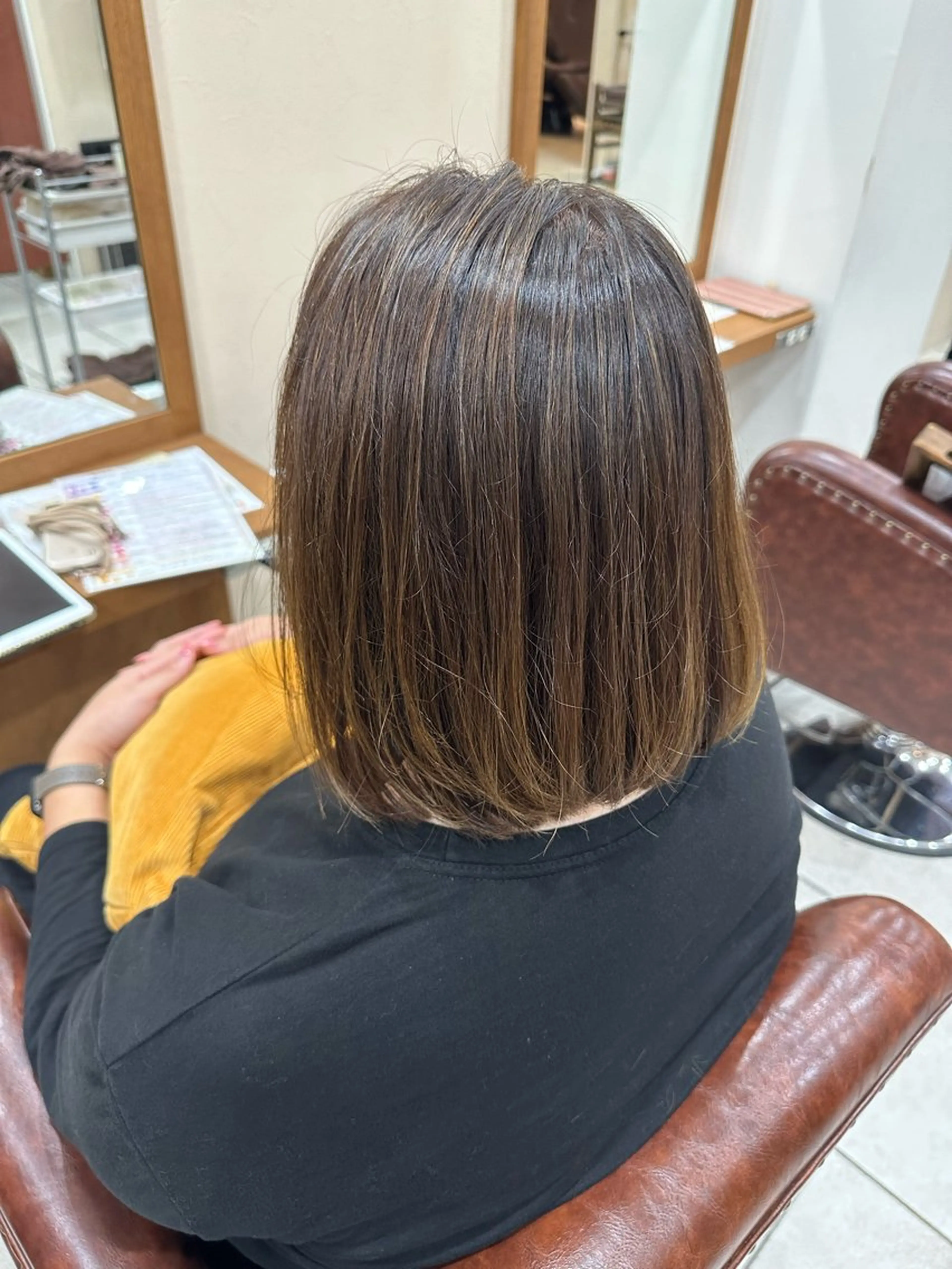 ショート カラー カット ヘアカラー トリートメント ヘッドスパ 巻けるケア縮毛矯正✨ ケアカラー✨山下のヘアスタイル