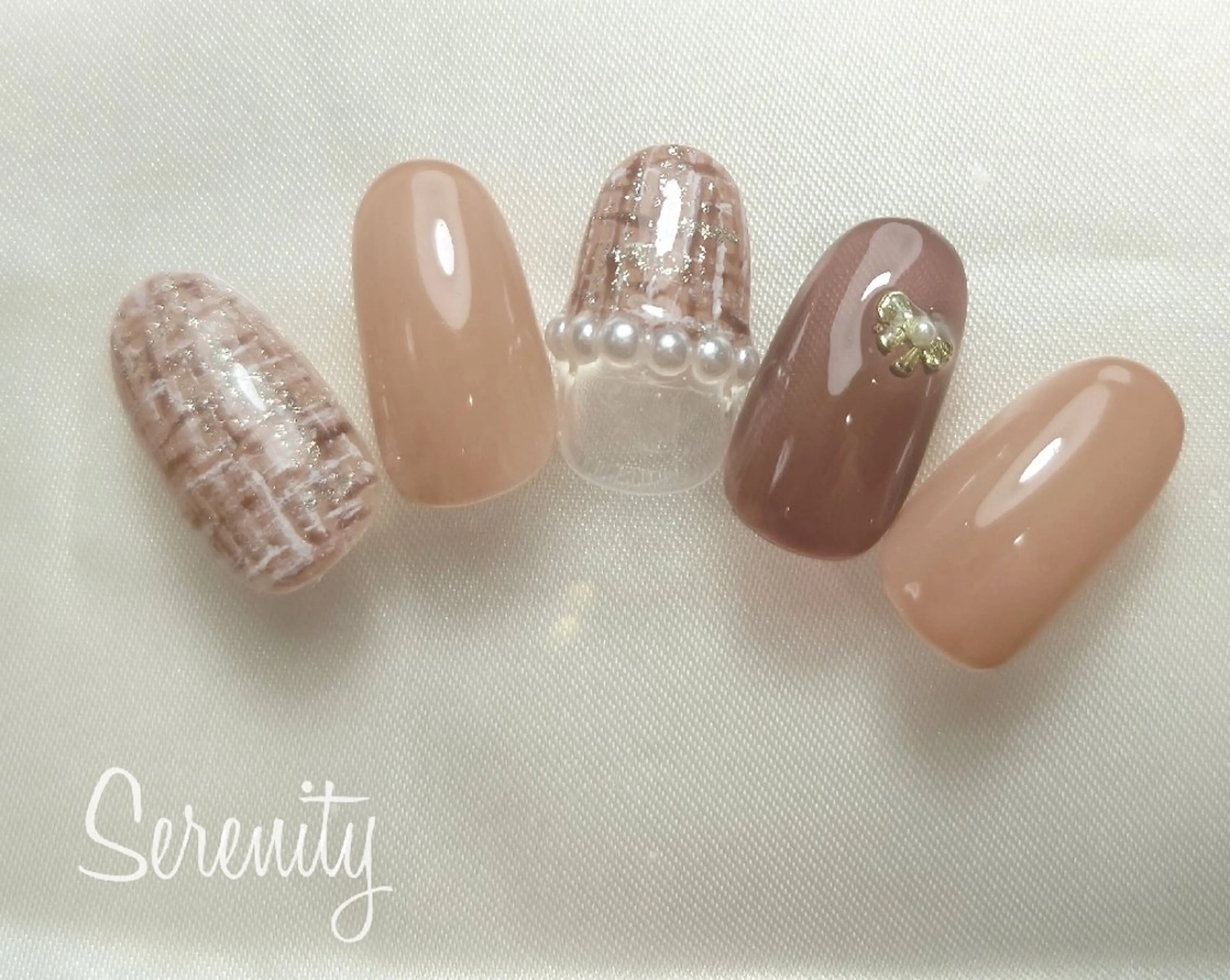 ネイル ブラウン ピンク ツイードネイル nail  serenityのネイルデザイン