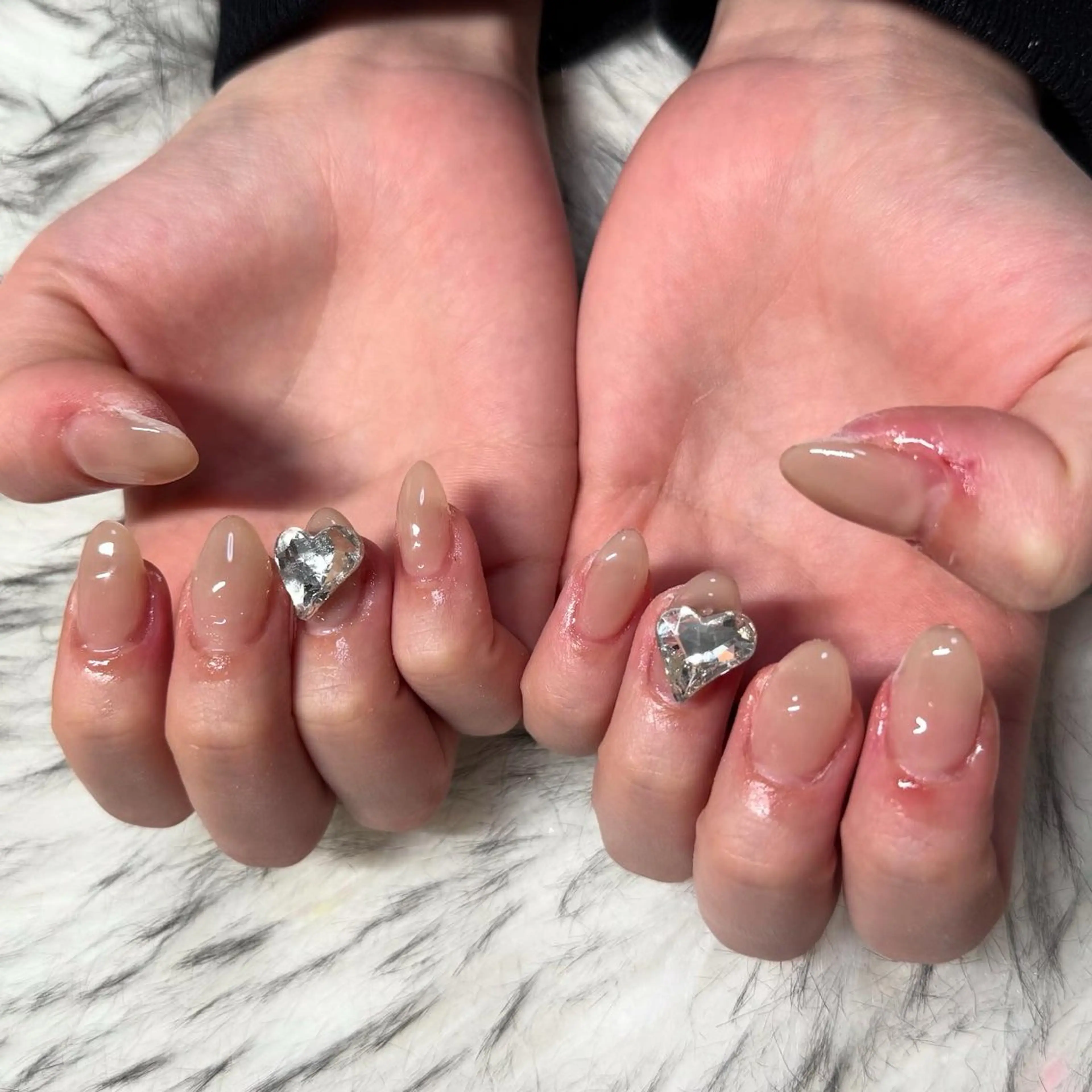 ミディアム ハンドネイル mao .のネイルデザイン