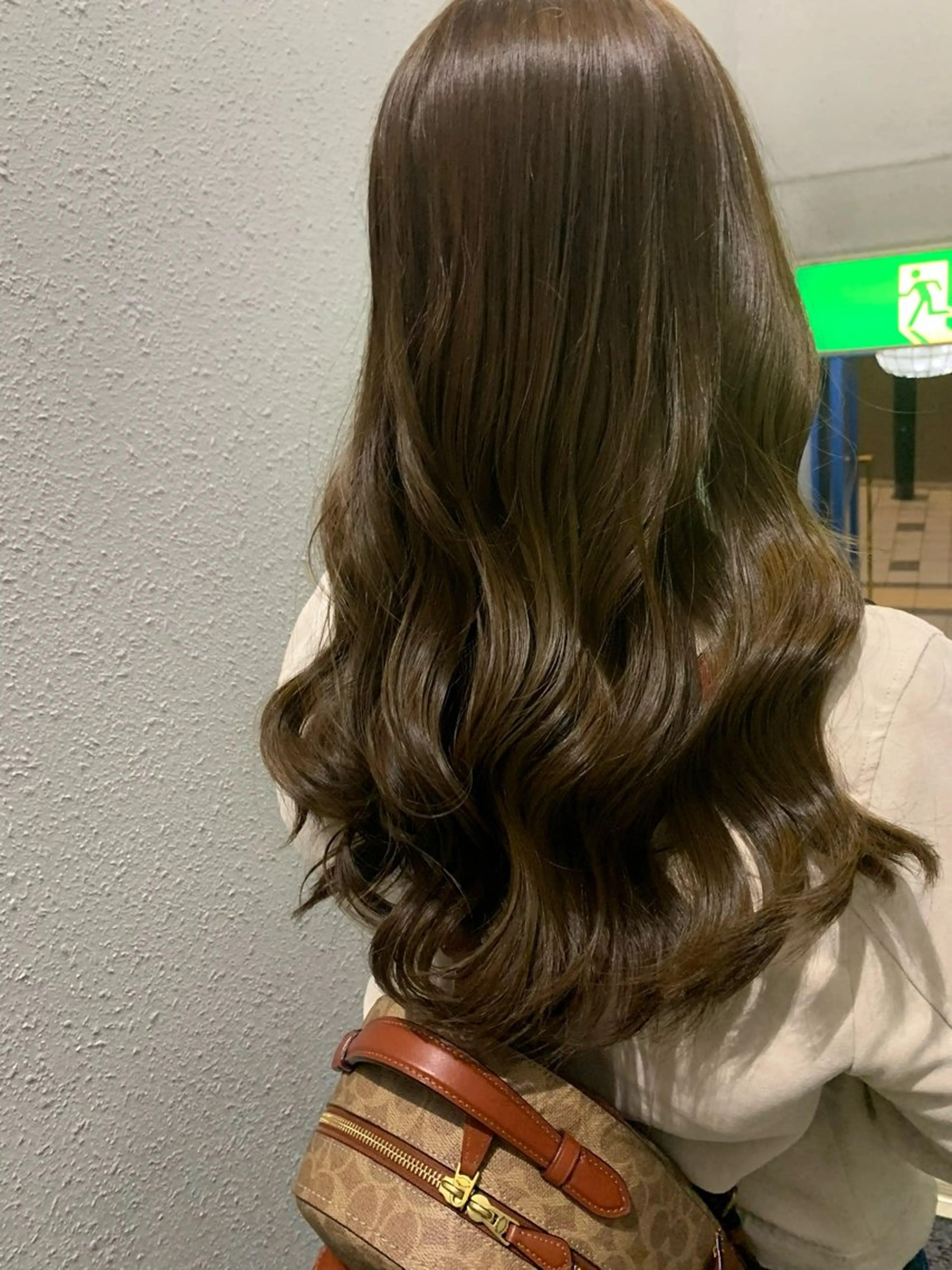 ロング カラー ✨美髪🫧ツヤ髪 Miyakaのヘアスタイル