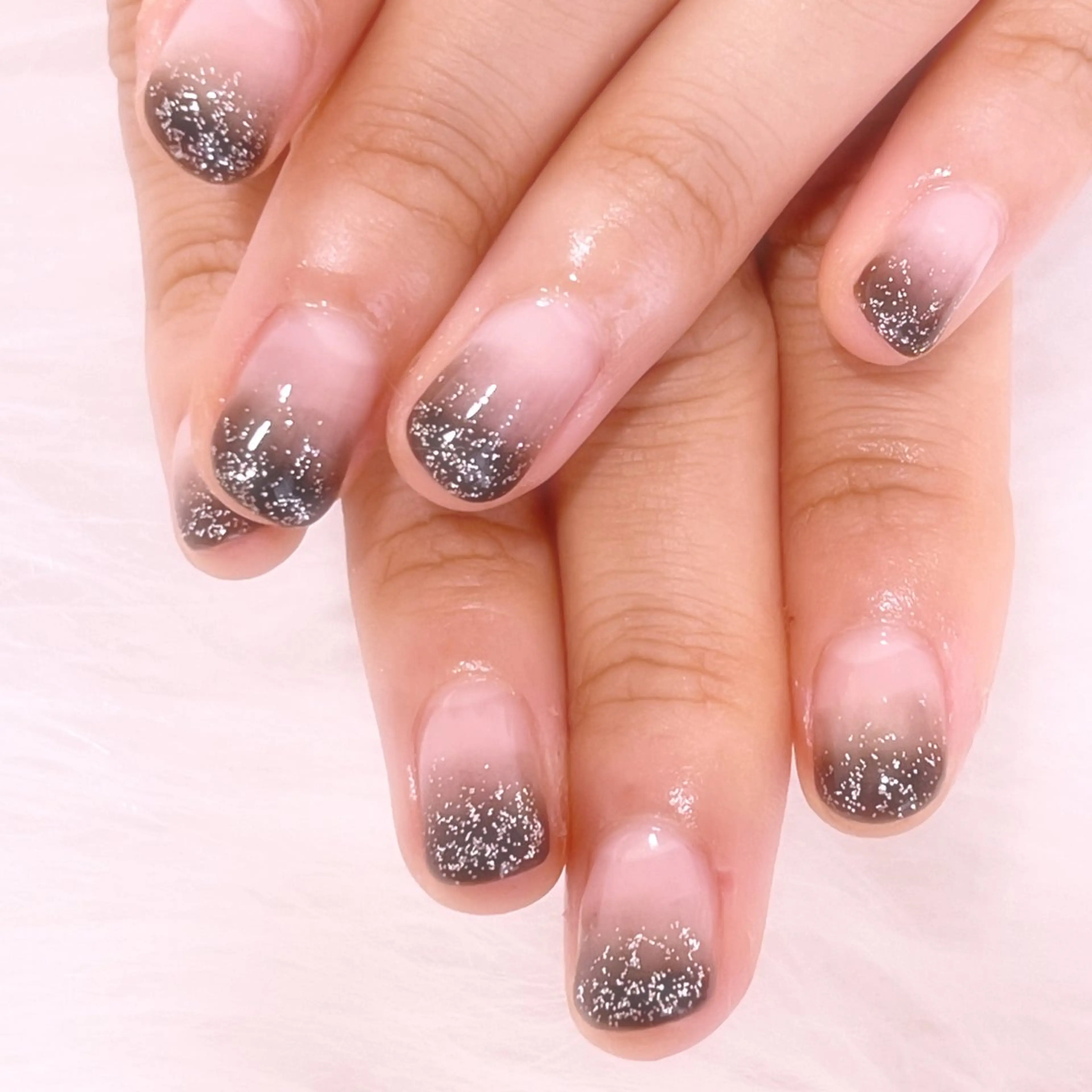 ネイル ハンドネイル 梅島のネイル屋さん所属・梅島の ネイル屋さんのネイルデザイン