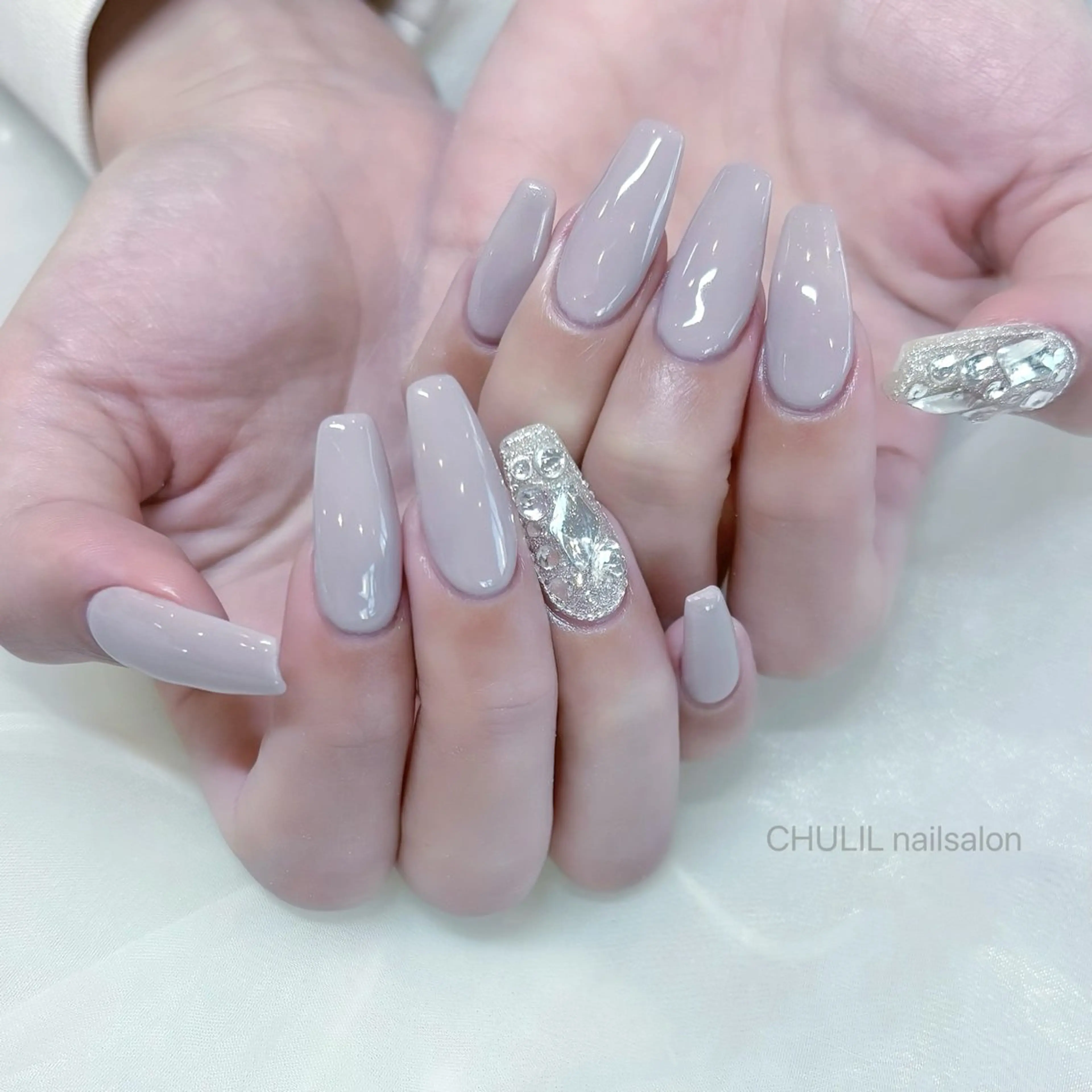 ネイル CHULIL nailsalonのネイルデザイン