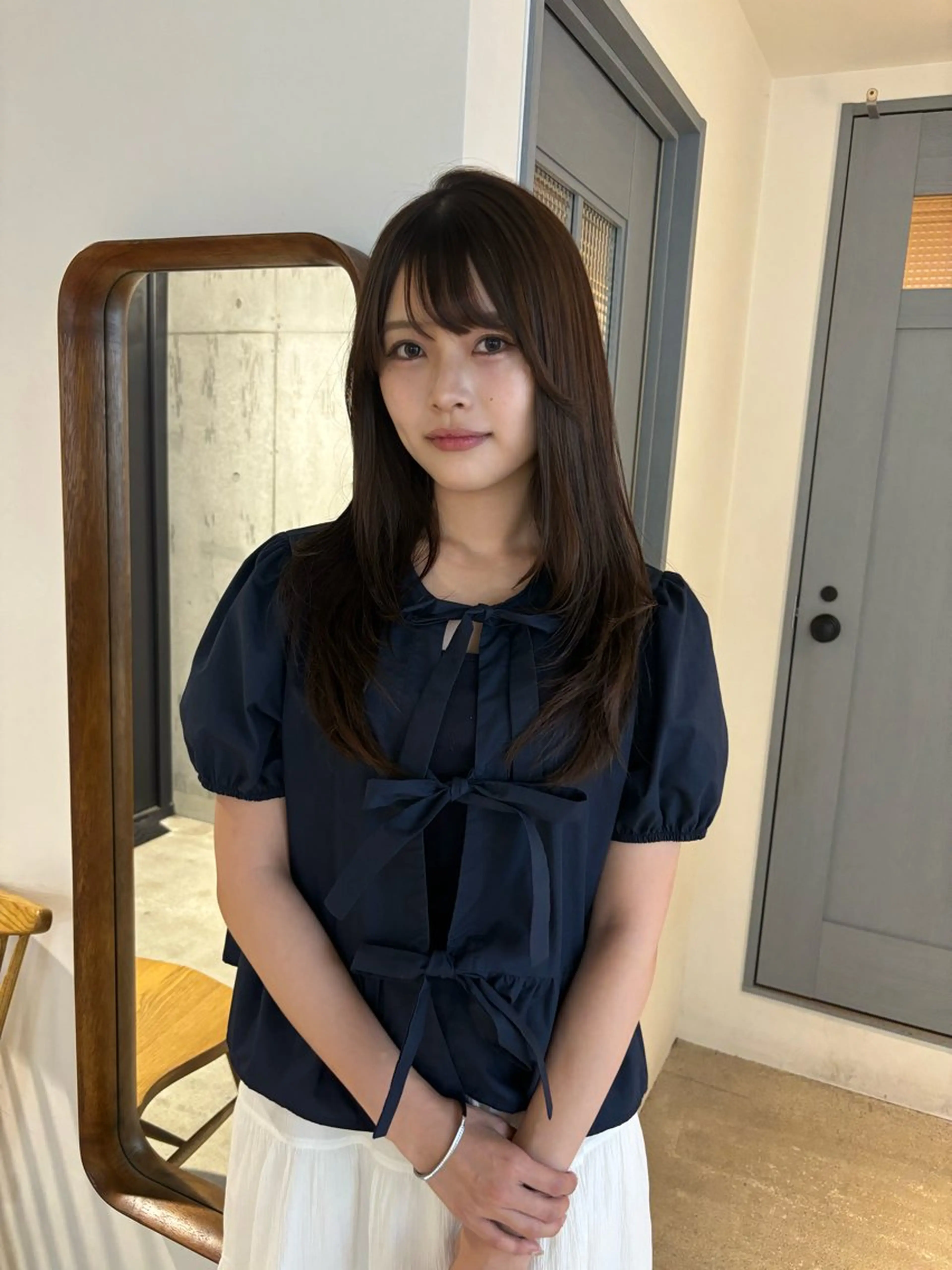 ミディアム ミディアムレイヤー レイヤーカット 林　蓮／レイヤー /透明感カラーのヘアスタイル