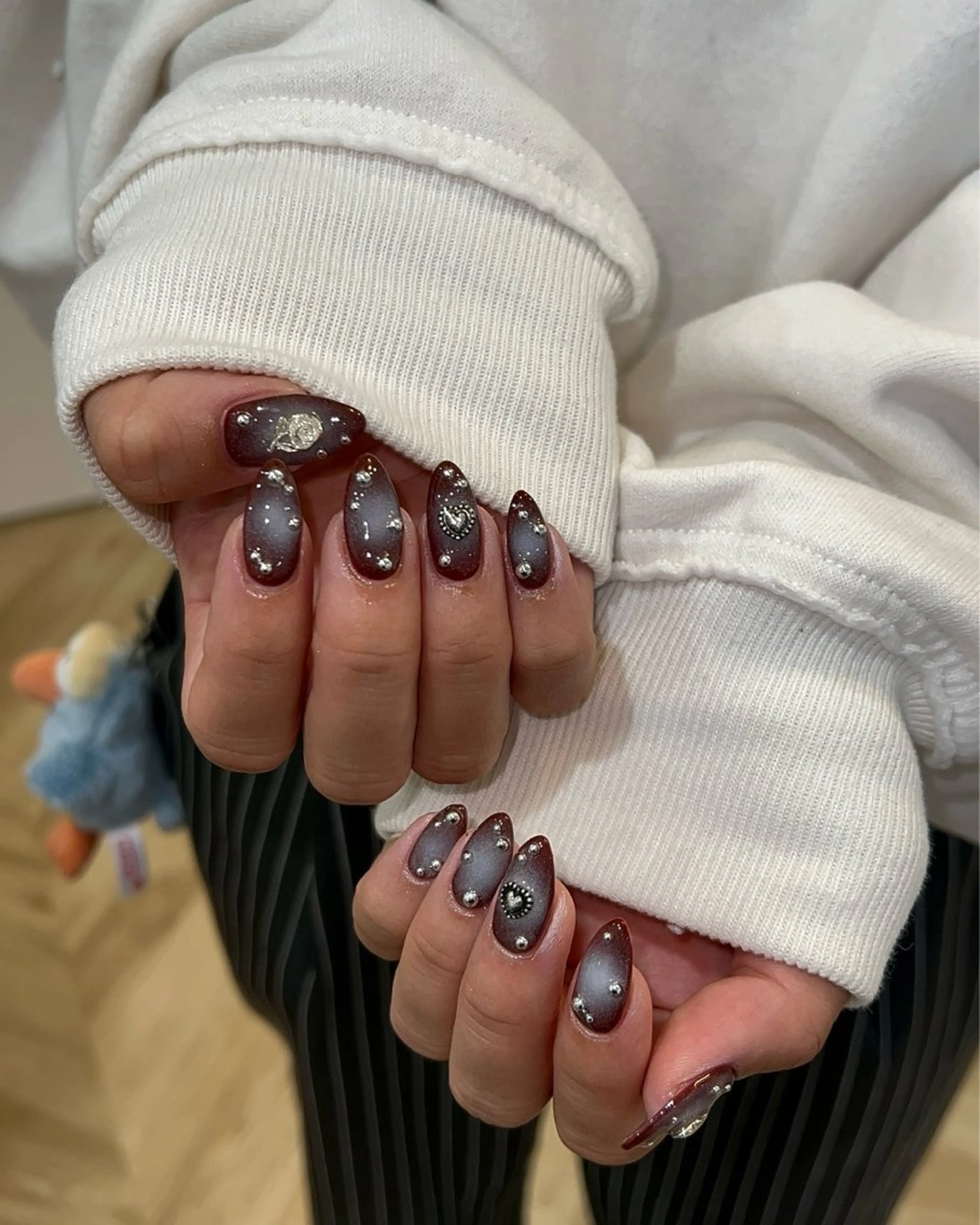 ネイル ハンドネイル フットネイル ハンドケア Nes.Nail所属・Miyagi Asamiのネイルデザイン