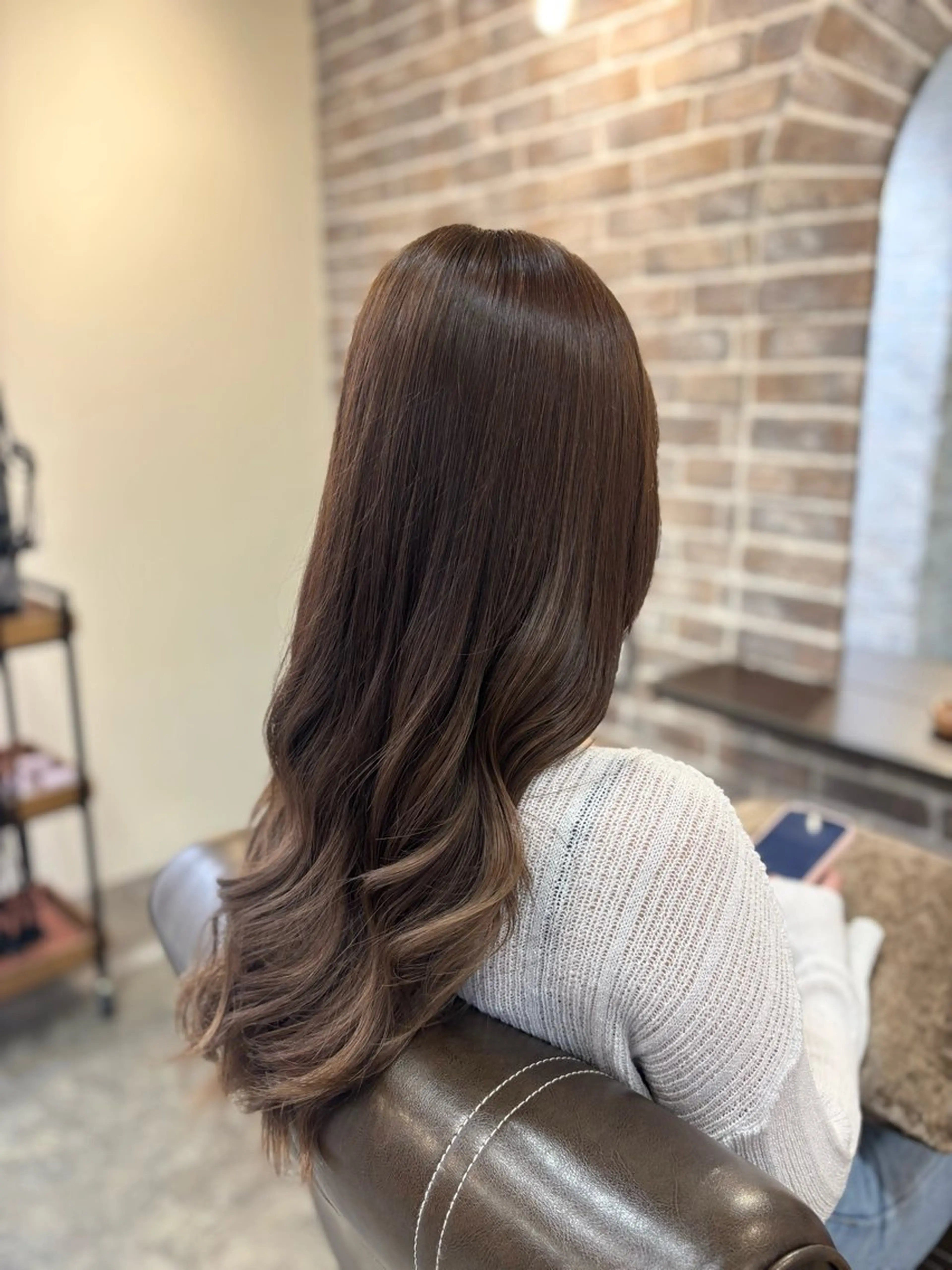 ロング カラー ベージュカラー ブリーチ ヘアカラー トリートメント カラーモデル/ 川野秀真のヘアスタイル