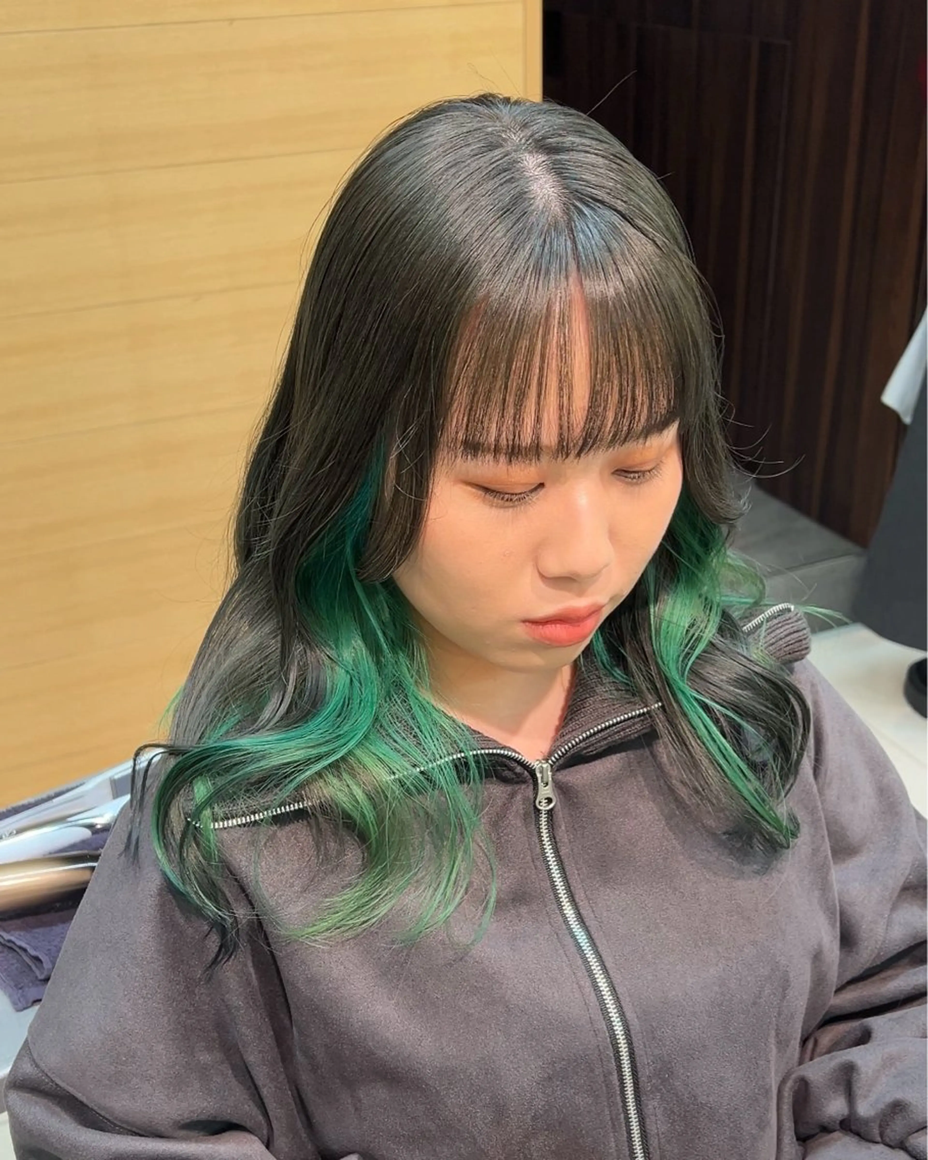 セミロング カラー アッシュ カット ヘアカラー トリートメント 透明感カラー/ ダブルカラー /ソラのヘアスタイル